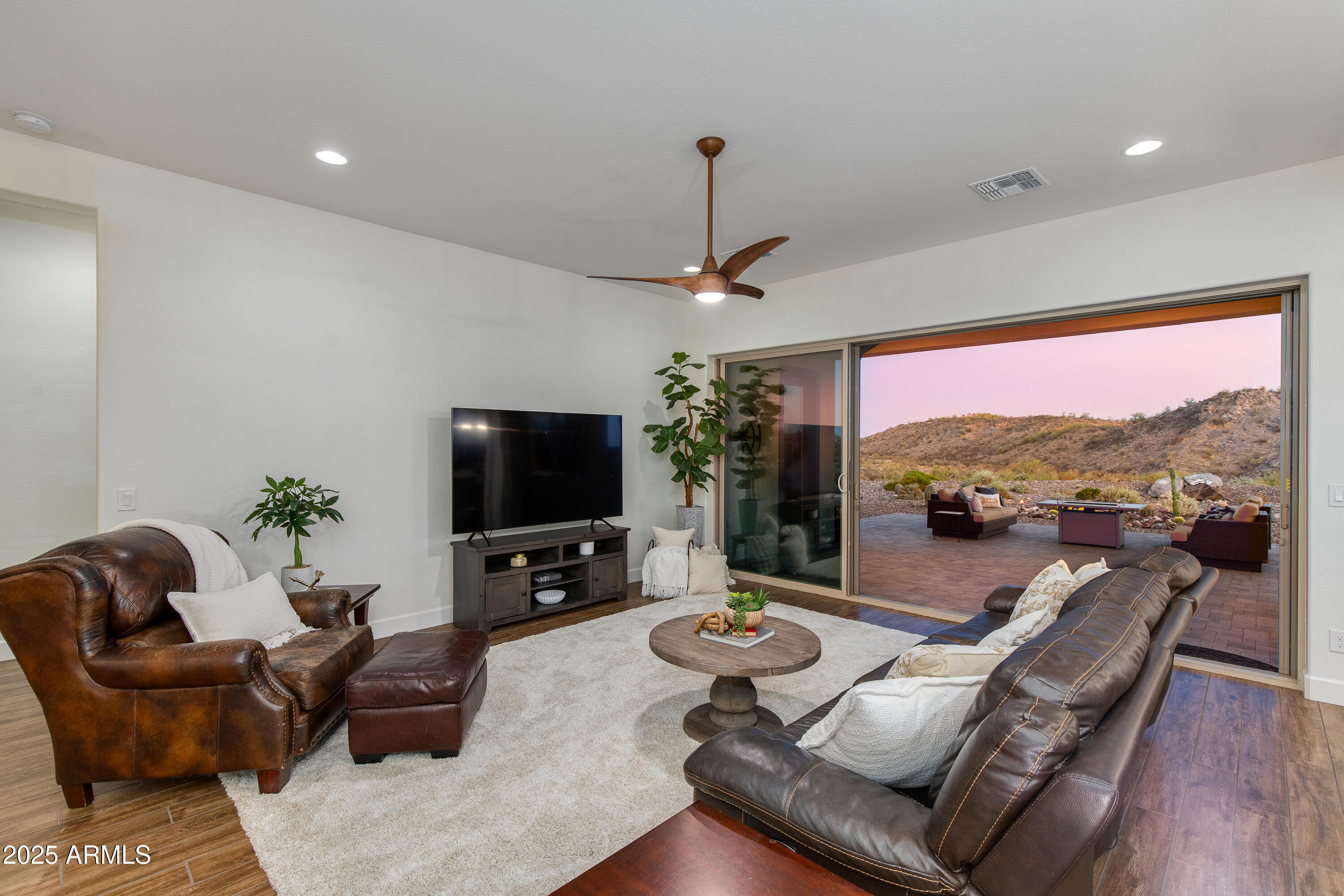 4155 COPPERHEAD Drive