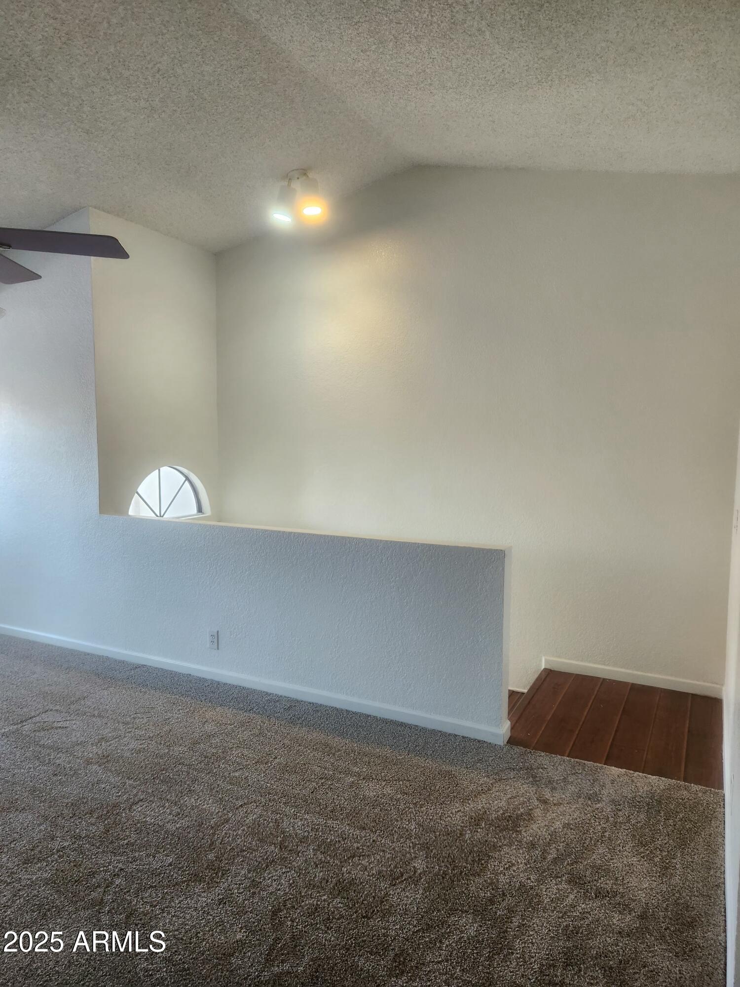 1820 E MORTEN Avenue, 207