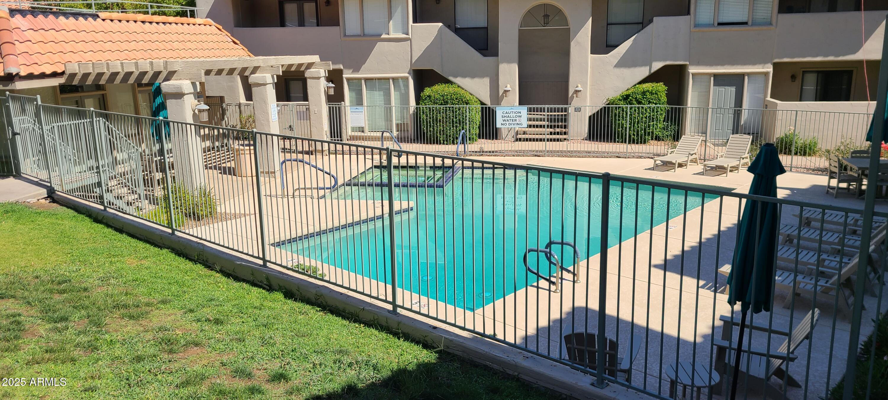 1820 E MORTEN Avenue, 207