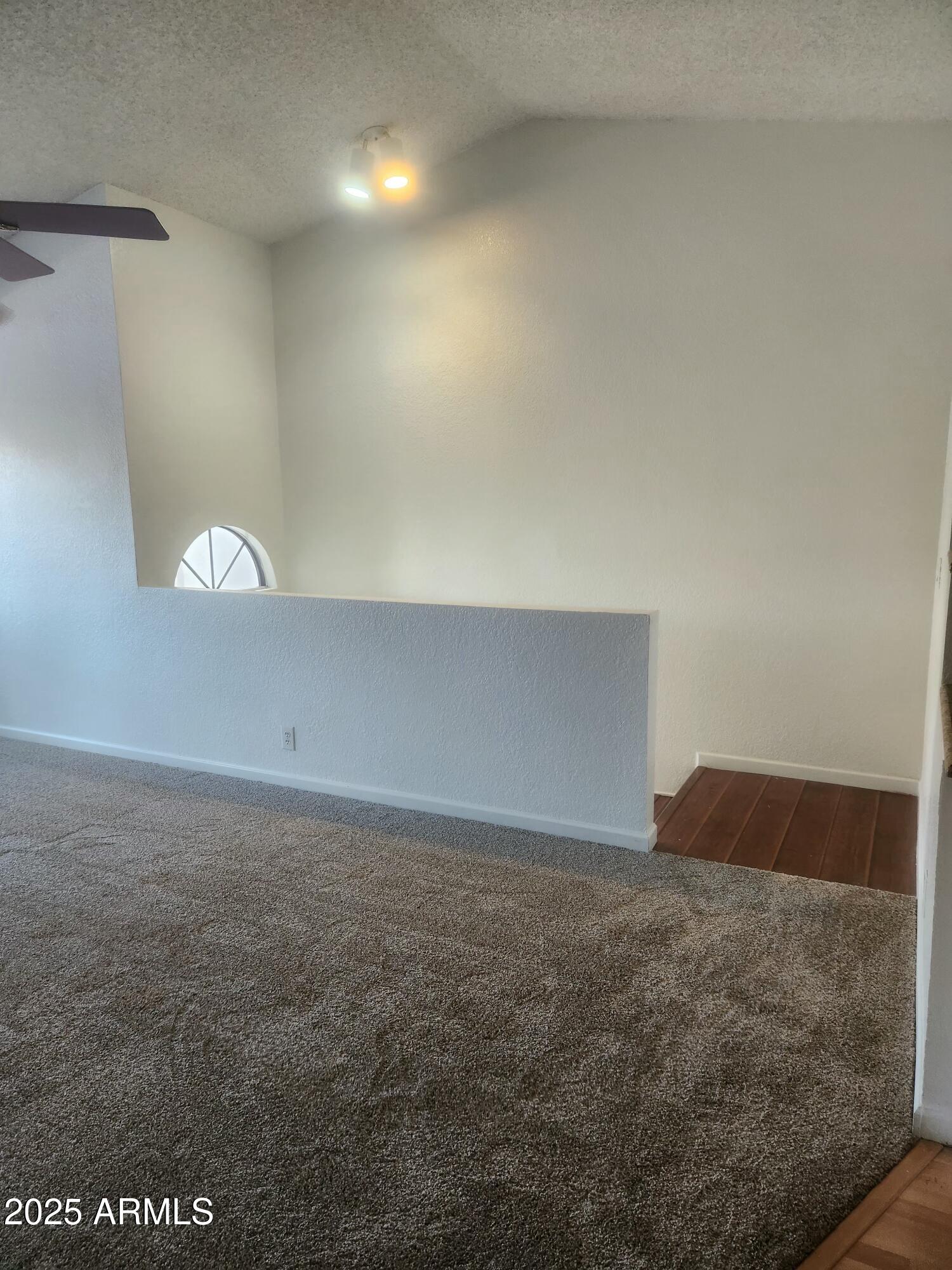 1820 E MORTEN Avenue, 207