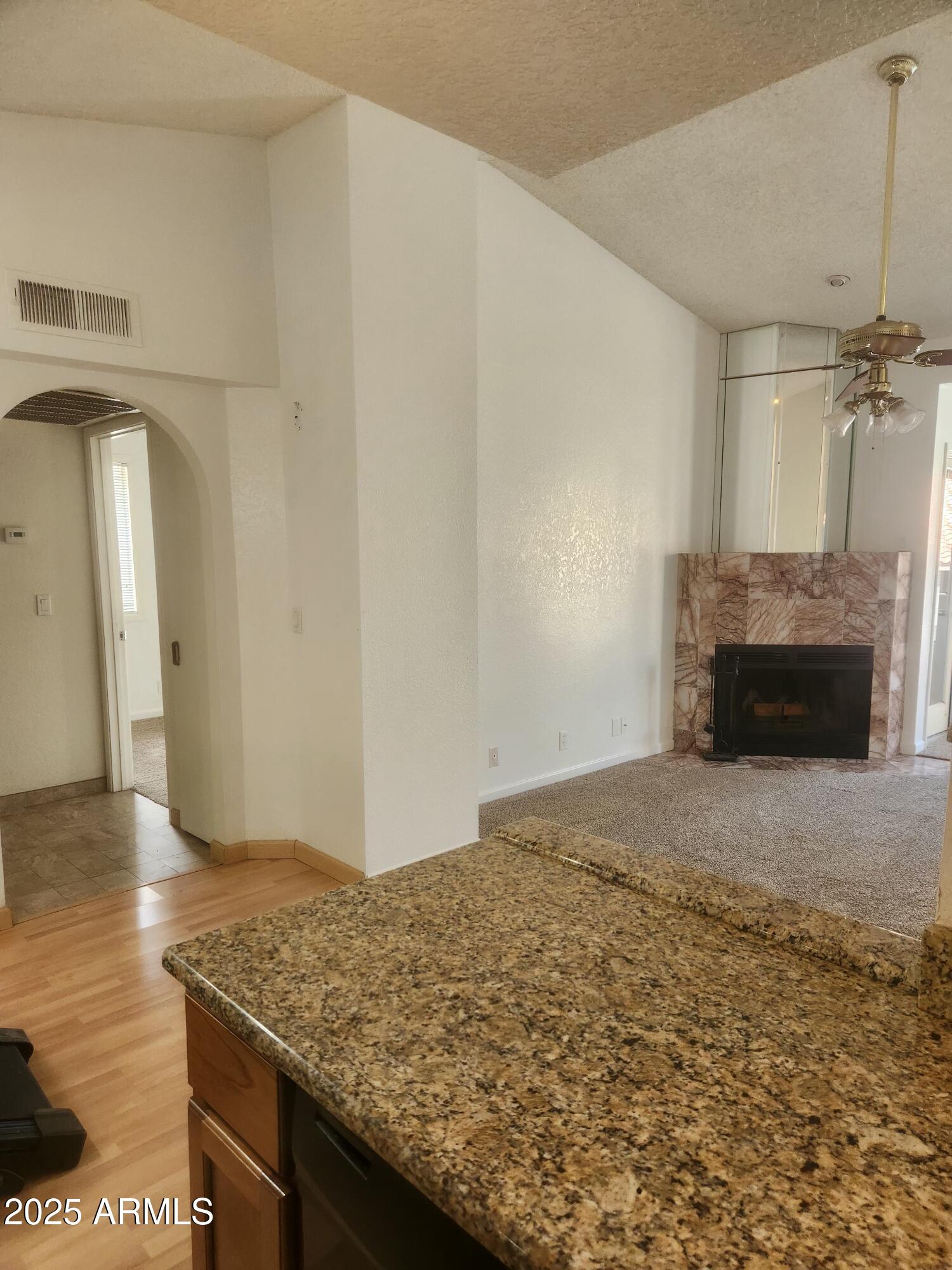 1820 E MORTEN Avenue, 207