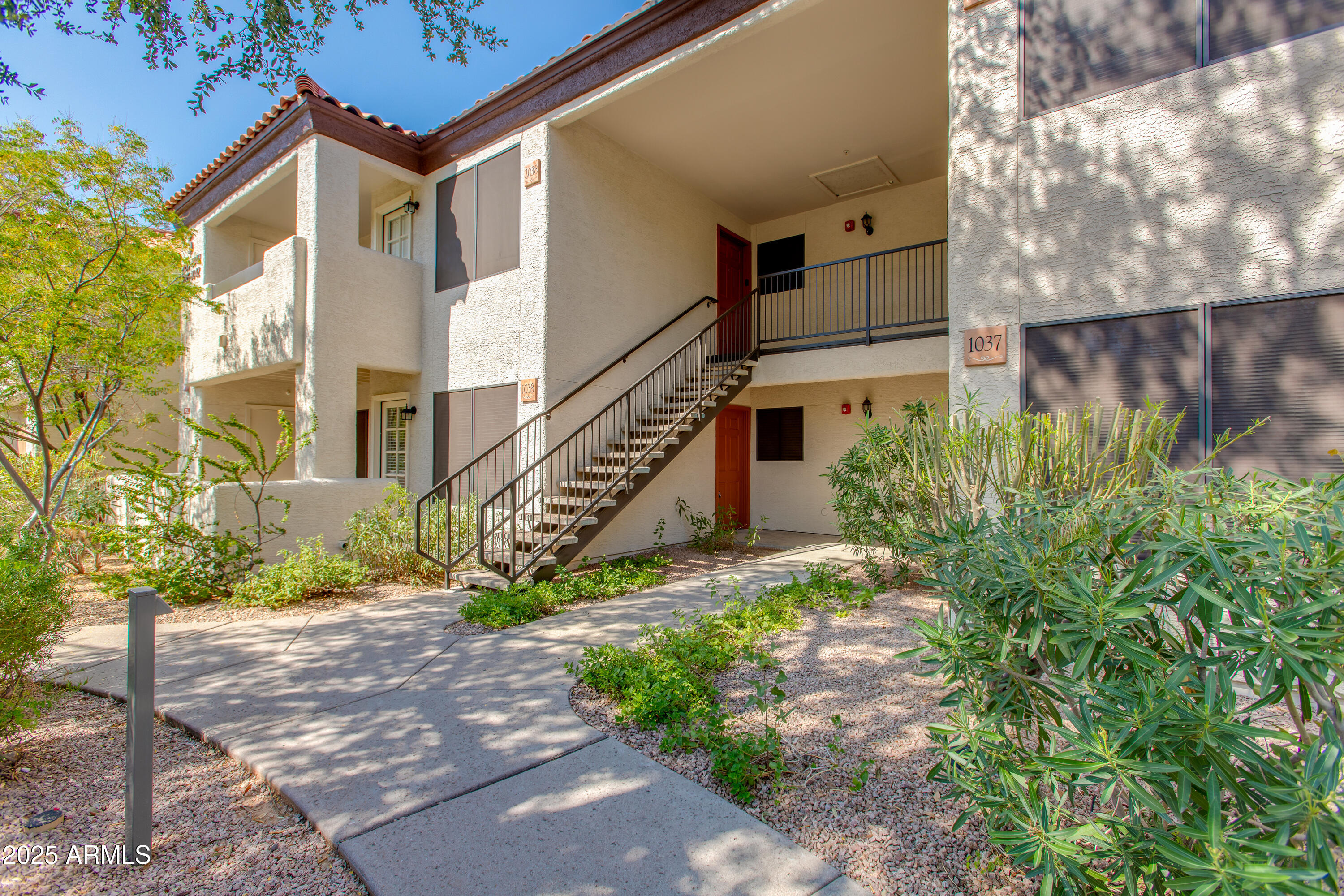 9990 N Scottsdale Road, 1038