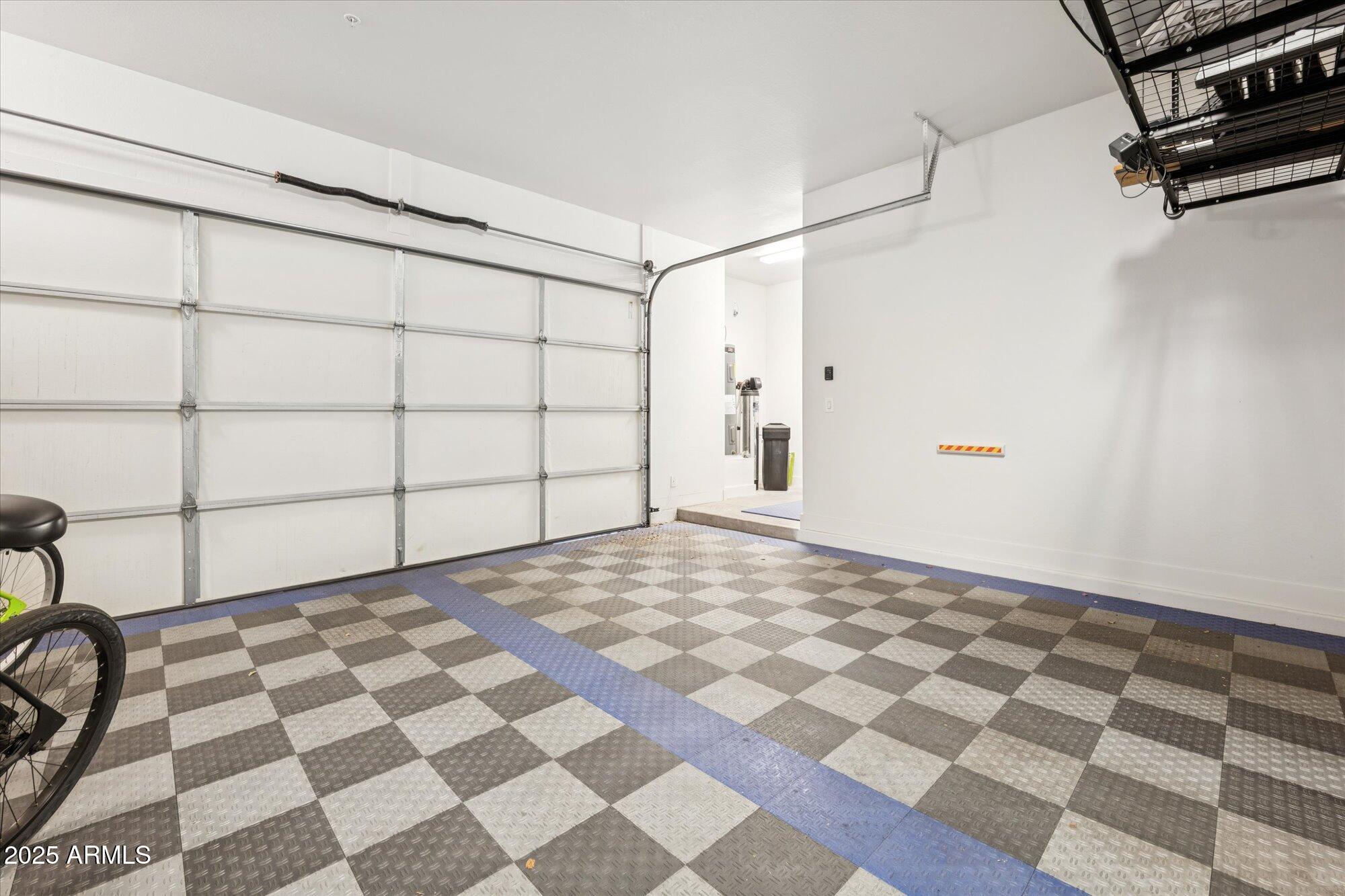 6565 E THOMAS Road, 1047