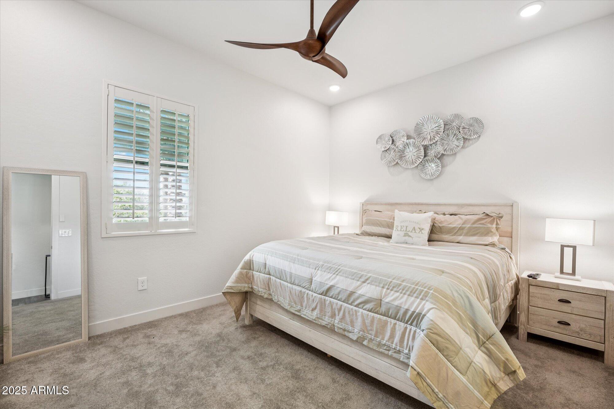 6565 E THOMAS Road, 1047