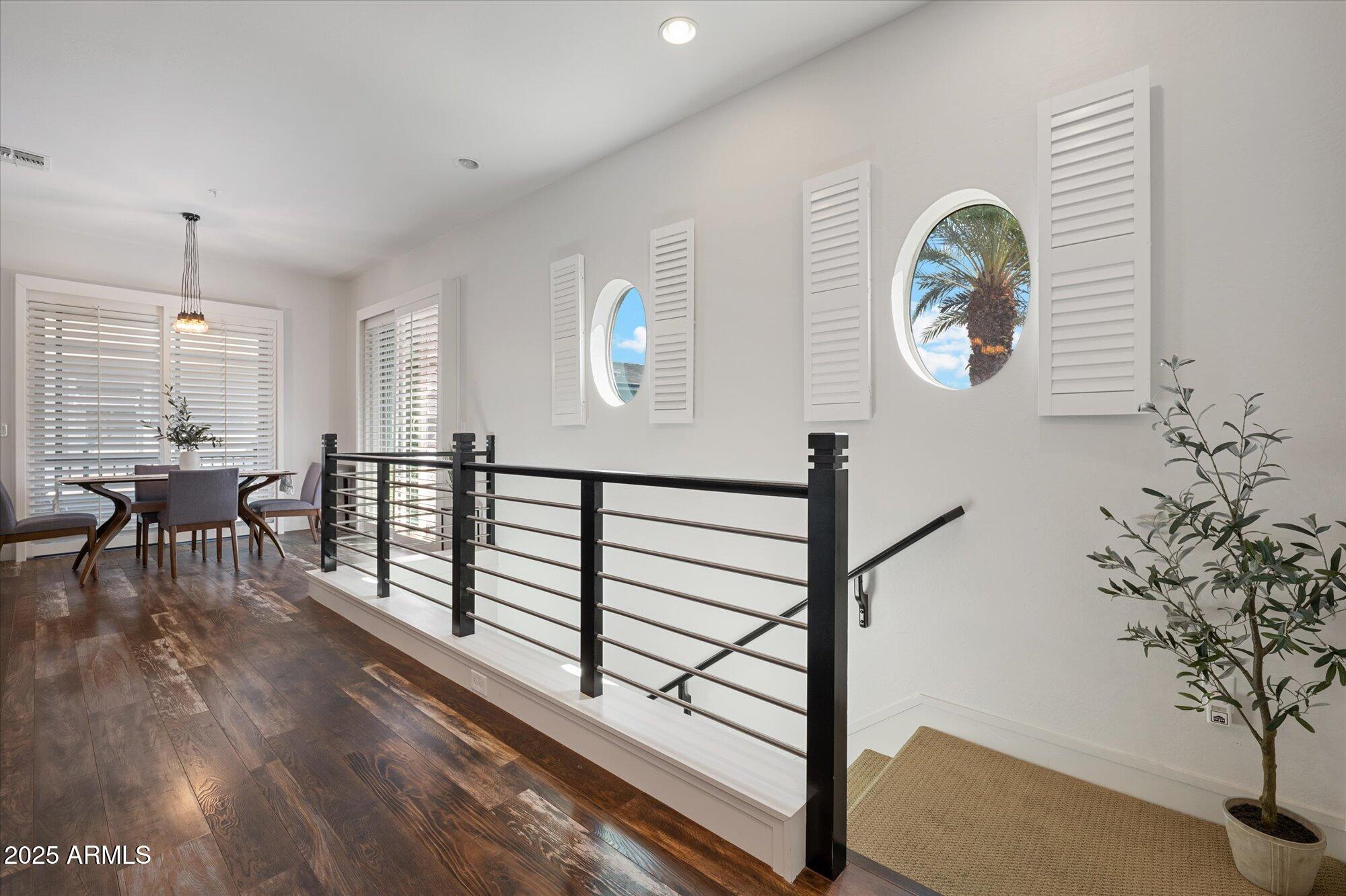 6565 E THOMAS Road, 1047