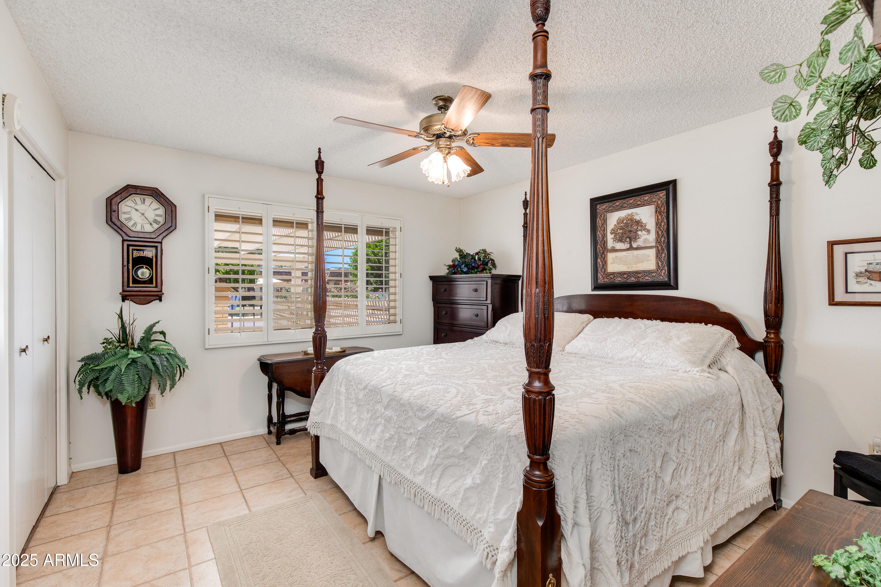 10222 W MOUNTAIN VIEW Road