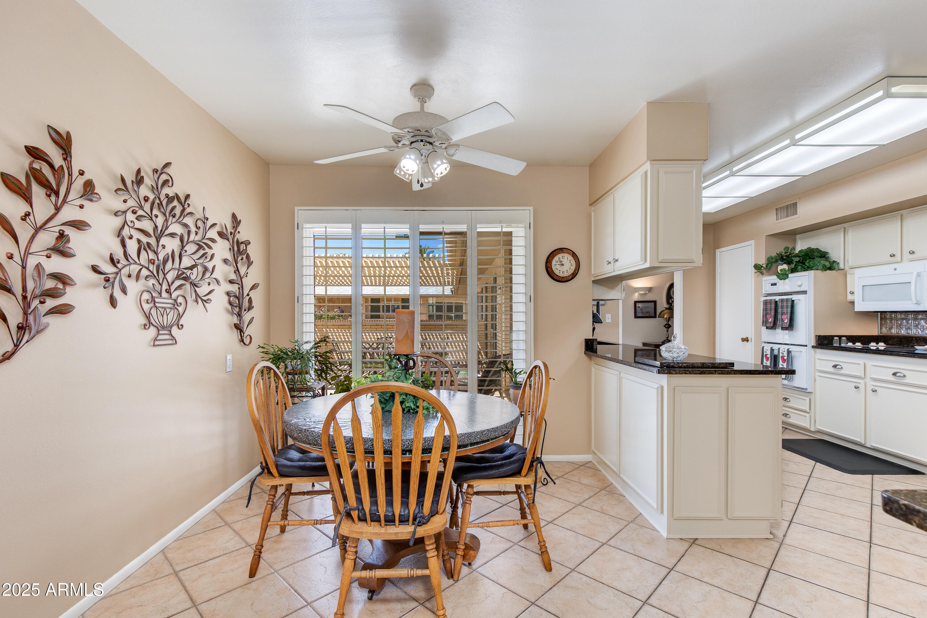 10222 W MOUNTAIN VIEW Road