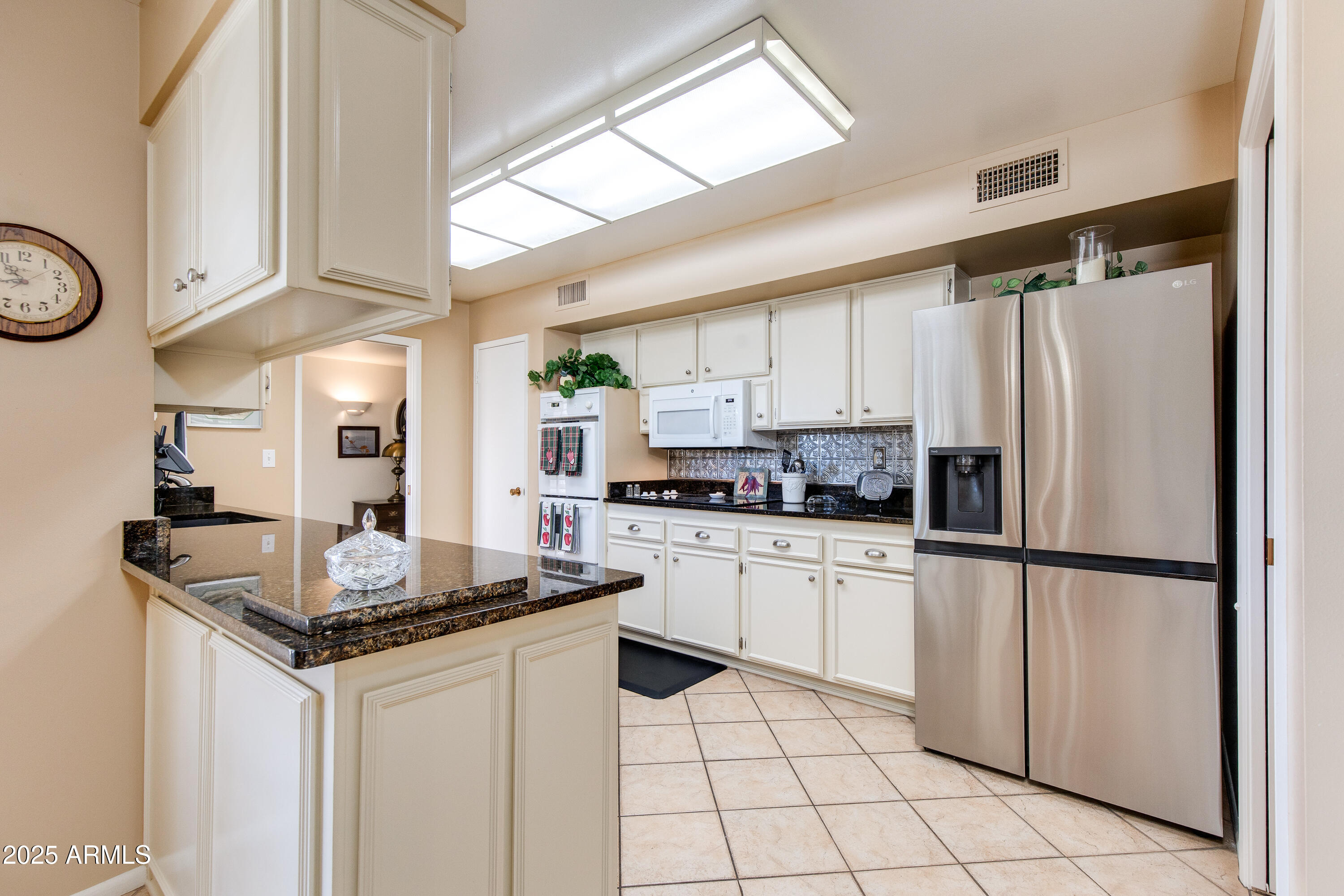 10222 W MOUNTAIN VIEW Road