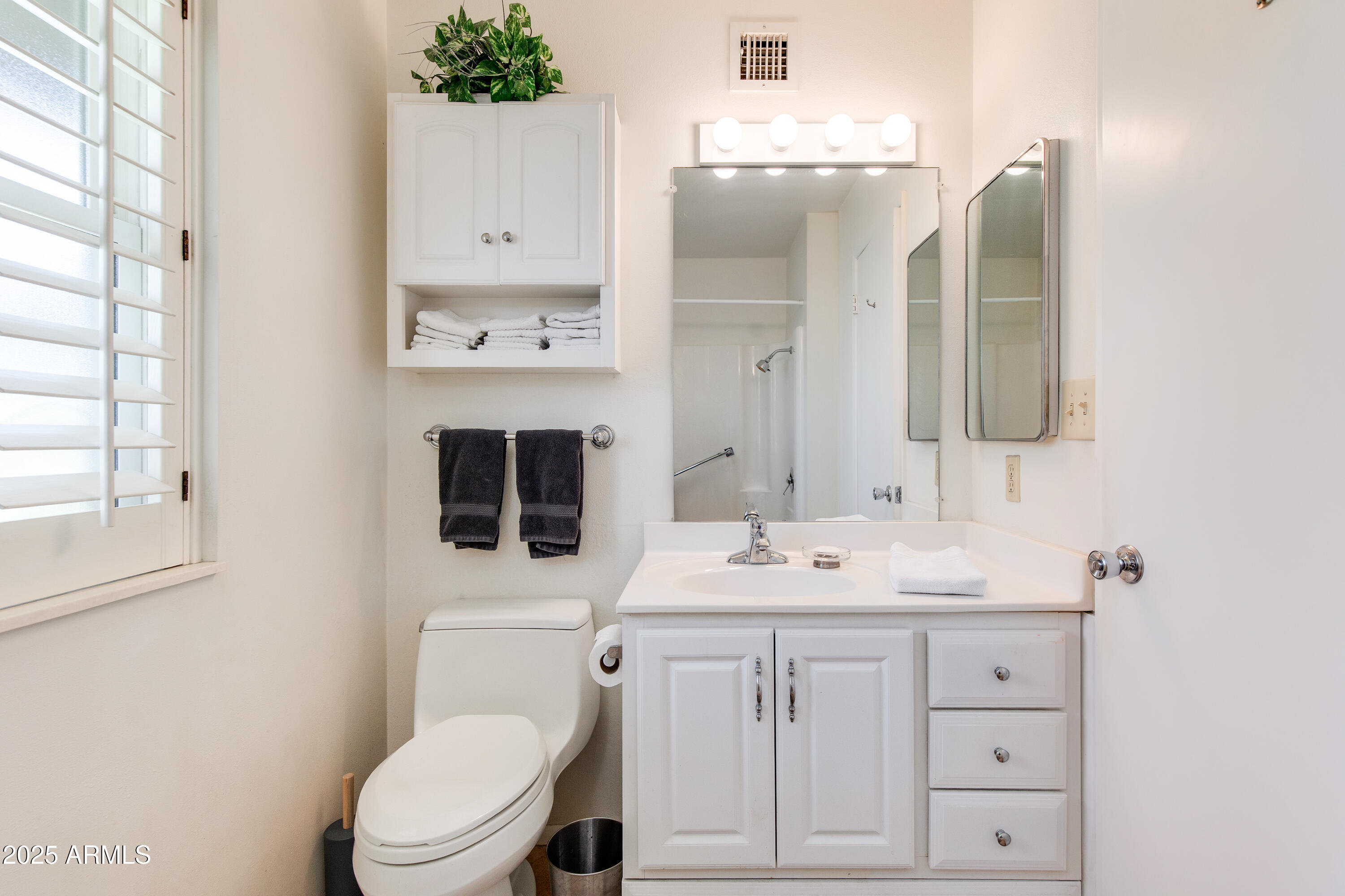 10222 W MOUNTAIN VIEW Road