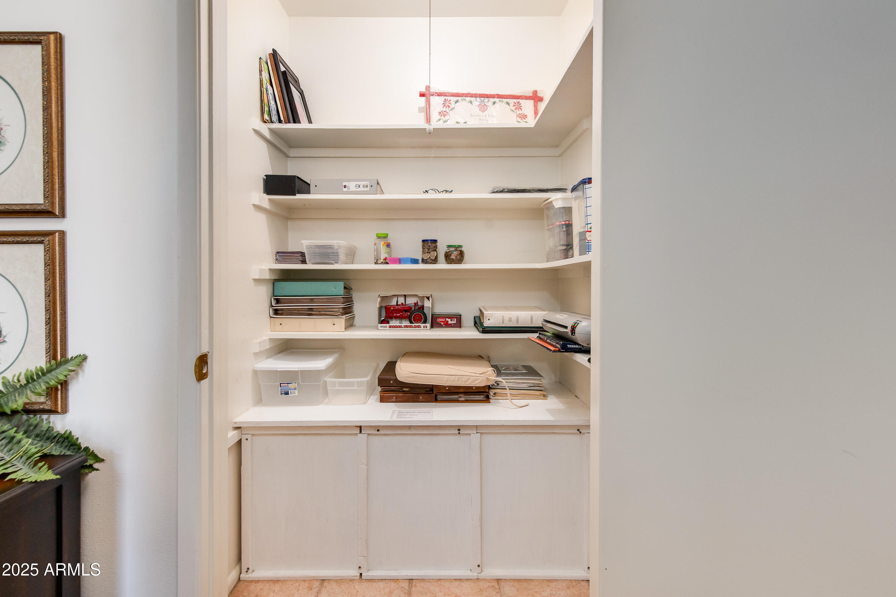 10222 W MOUNTAIN VIEW Road