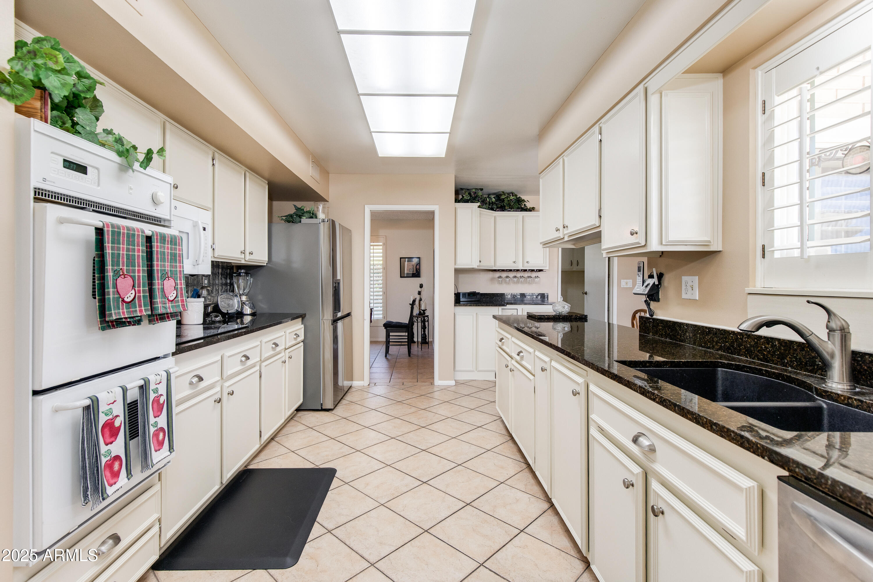 10222 W MOUNTAIN VIEW Road