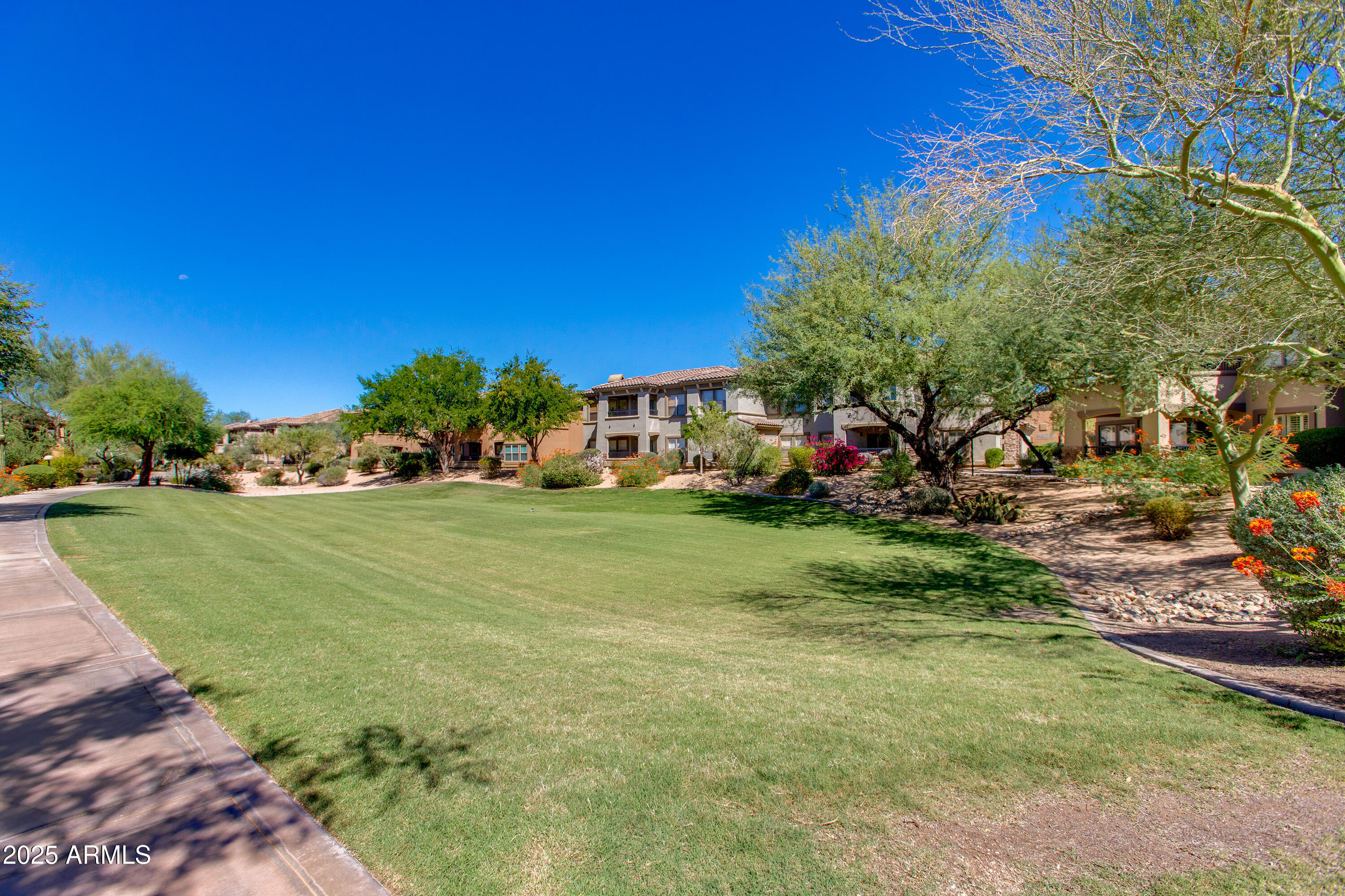 19700 N 76TH Street, 1188