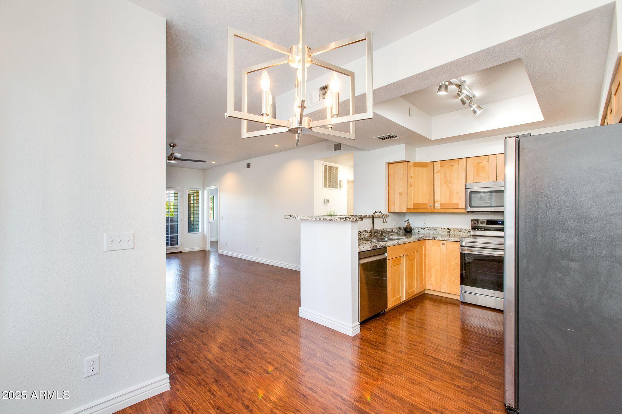 3640 N 38TH Street, 205