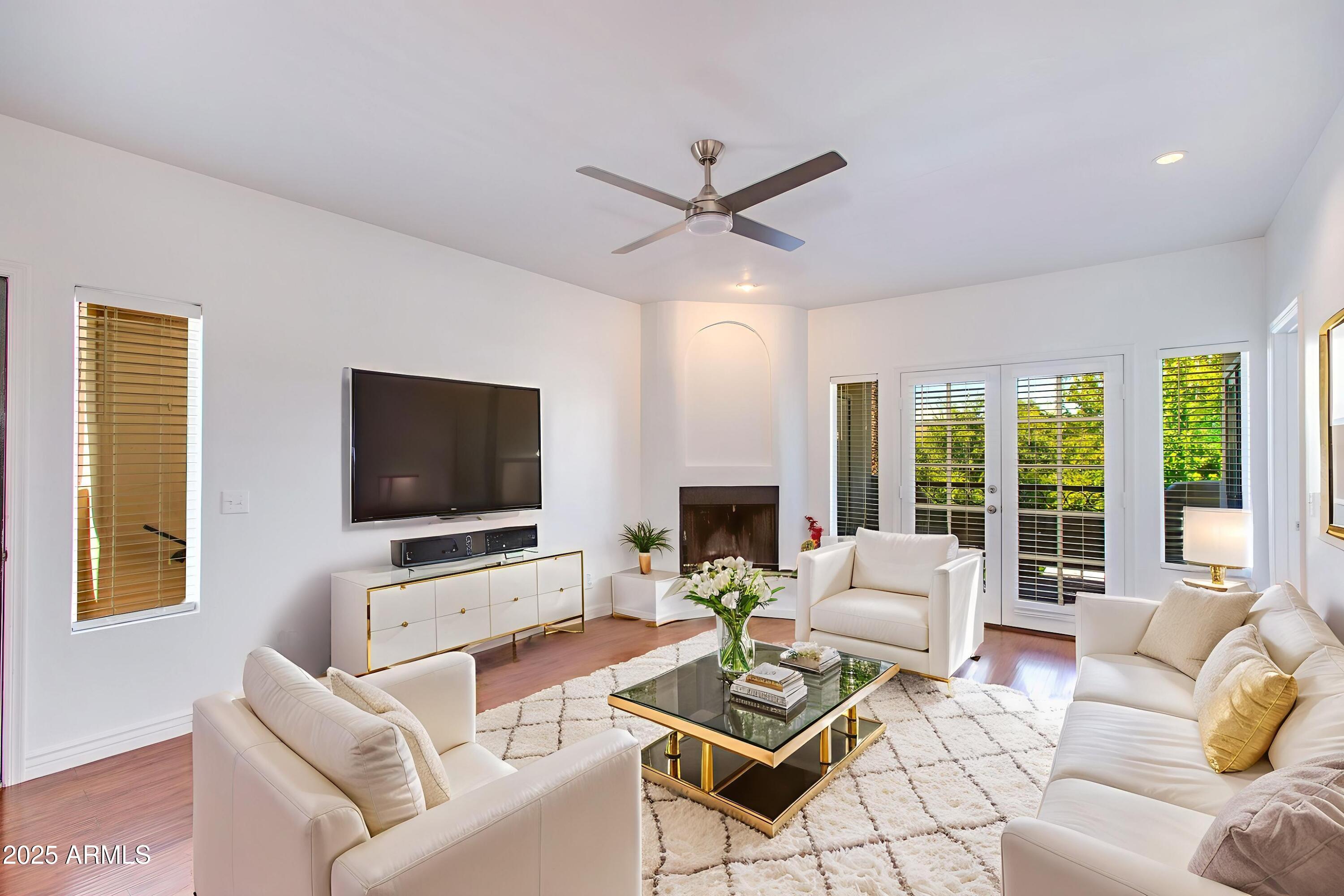 3640 N 38TH Street, 205