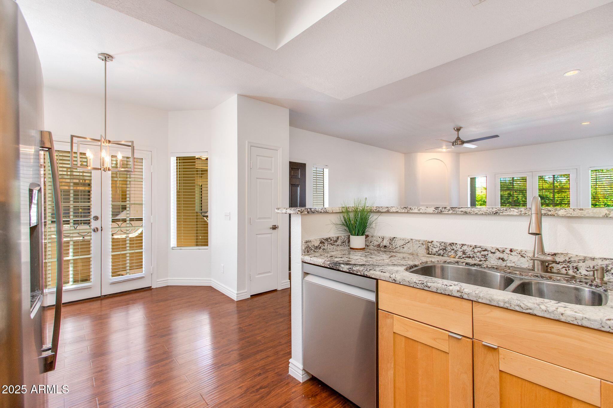 3640 N 38TH Street, 205