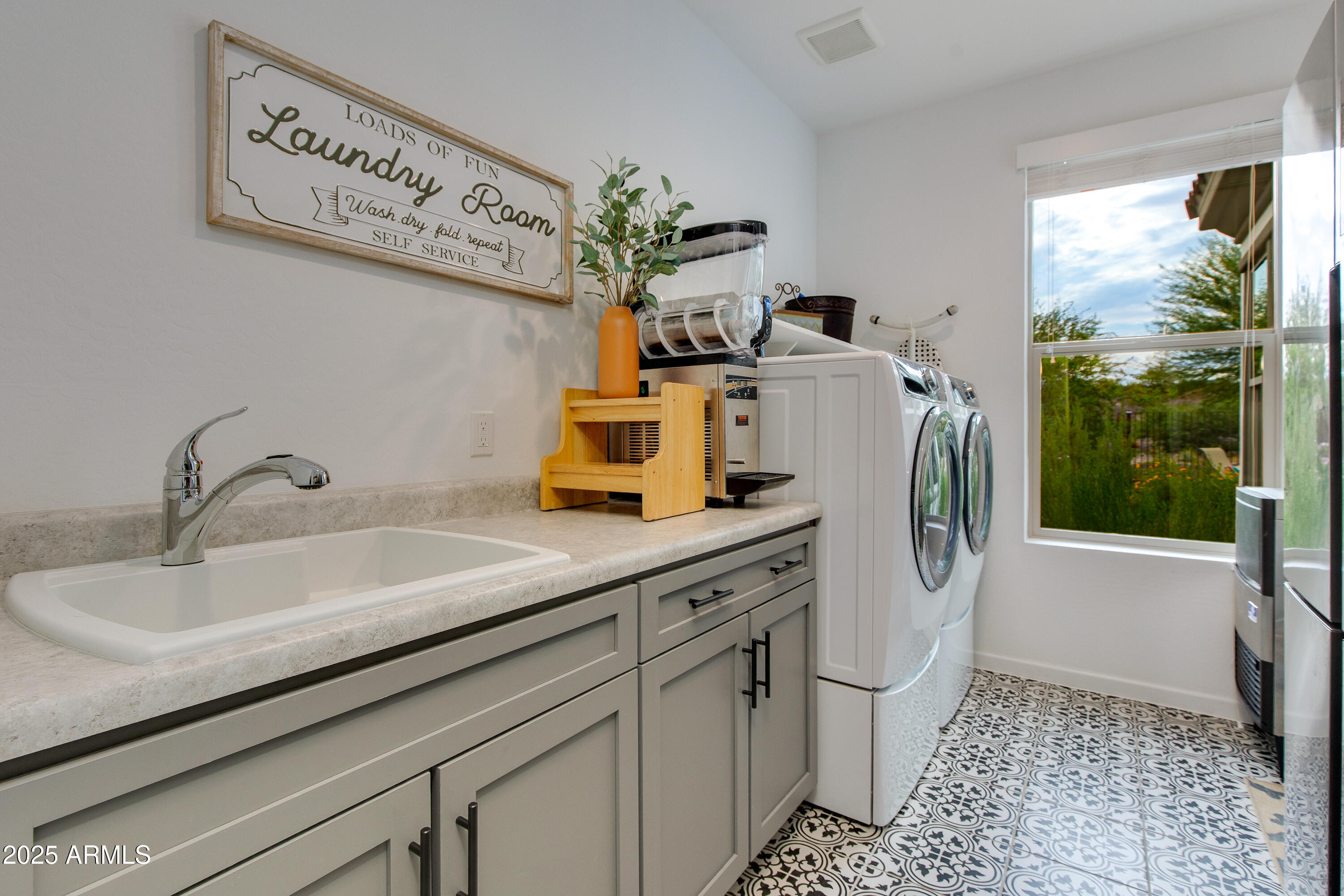 4298 CACTUS BLOSSOM Road