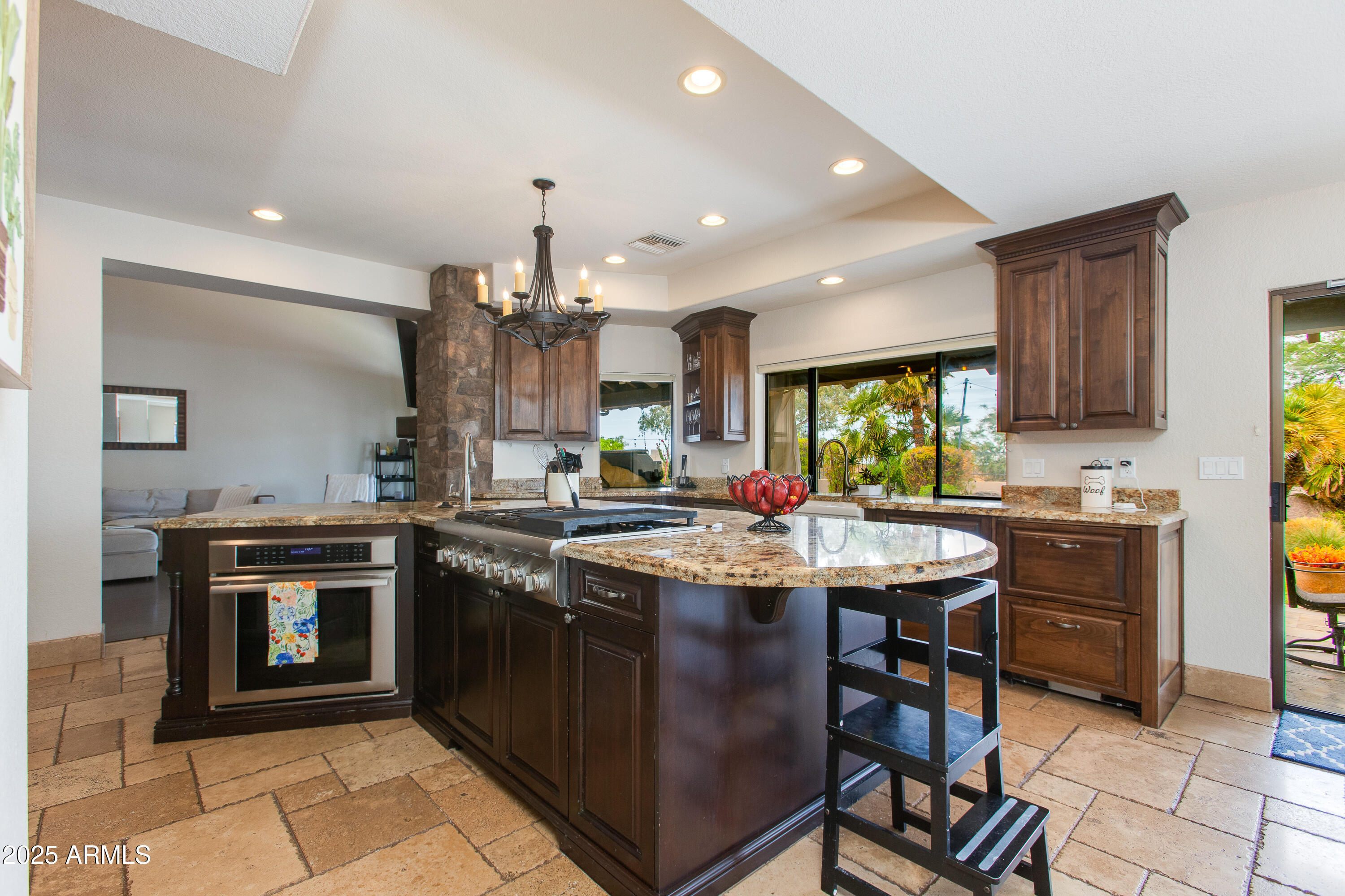 10645 E BELLA VISTA Drive