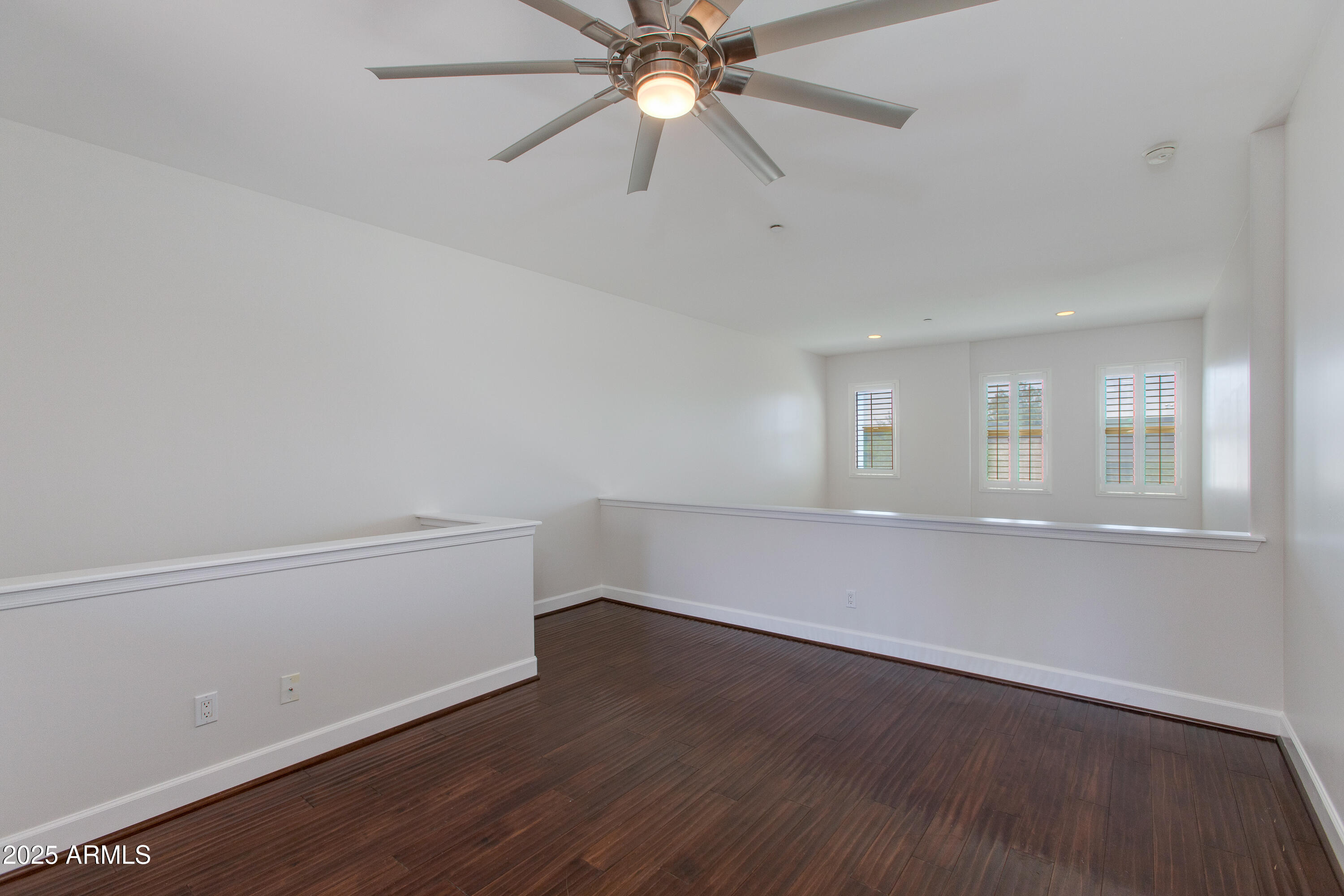 581 S ROOSEVELT Street