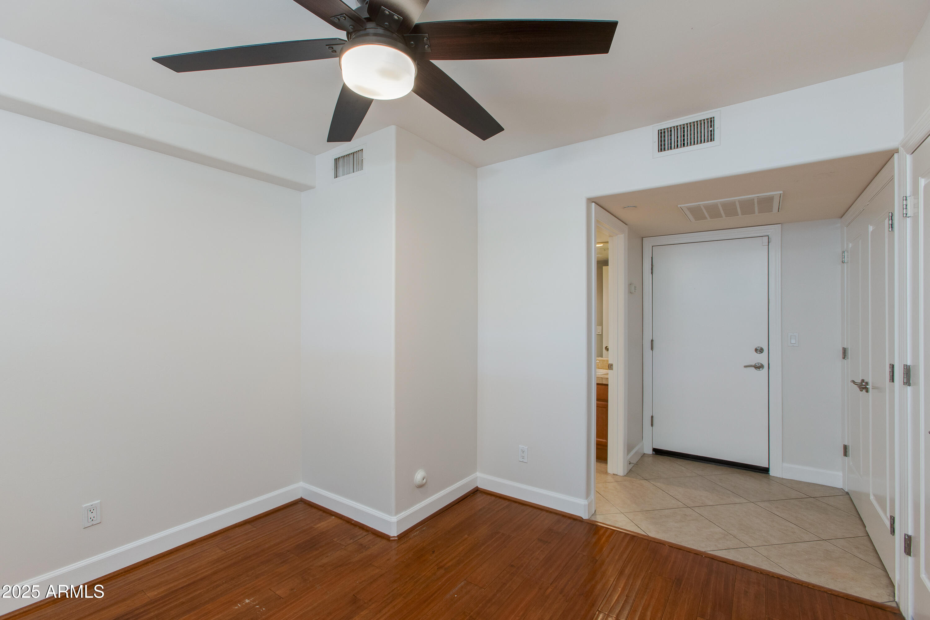 581 S ROOSEVELT Street