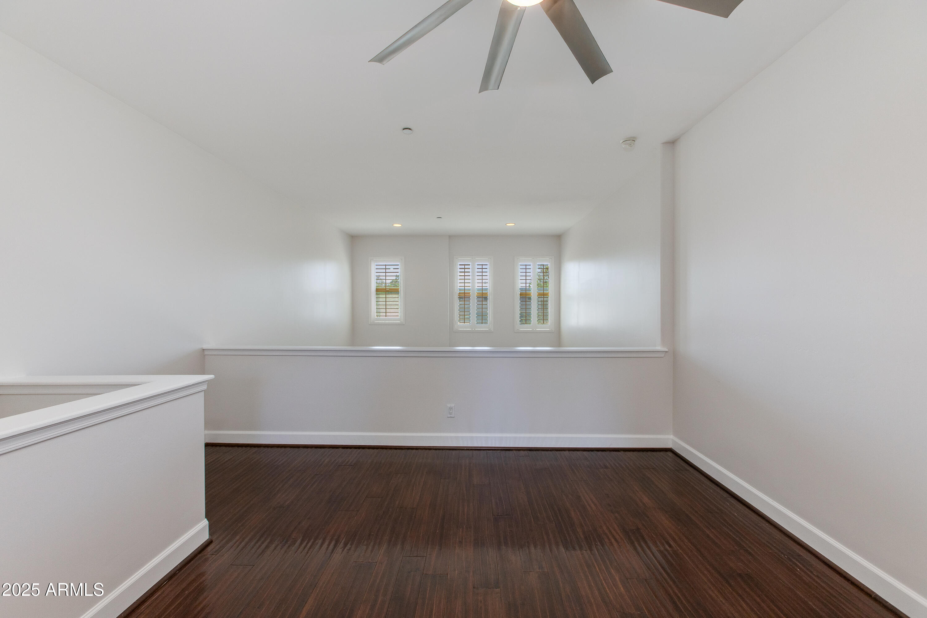 581 S ROOSEVELT Street