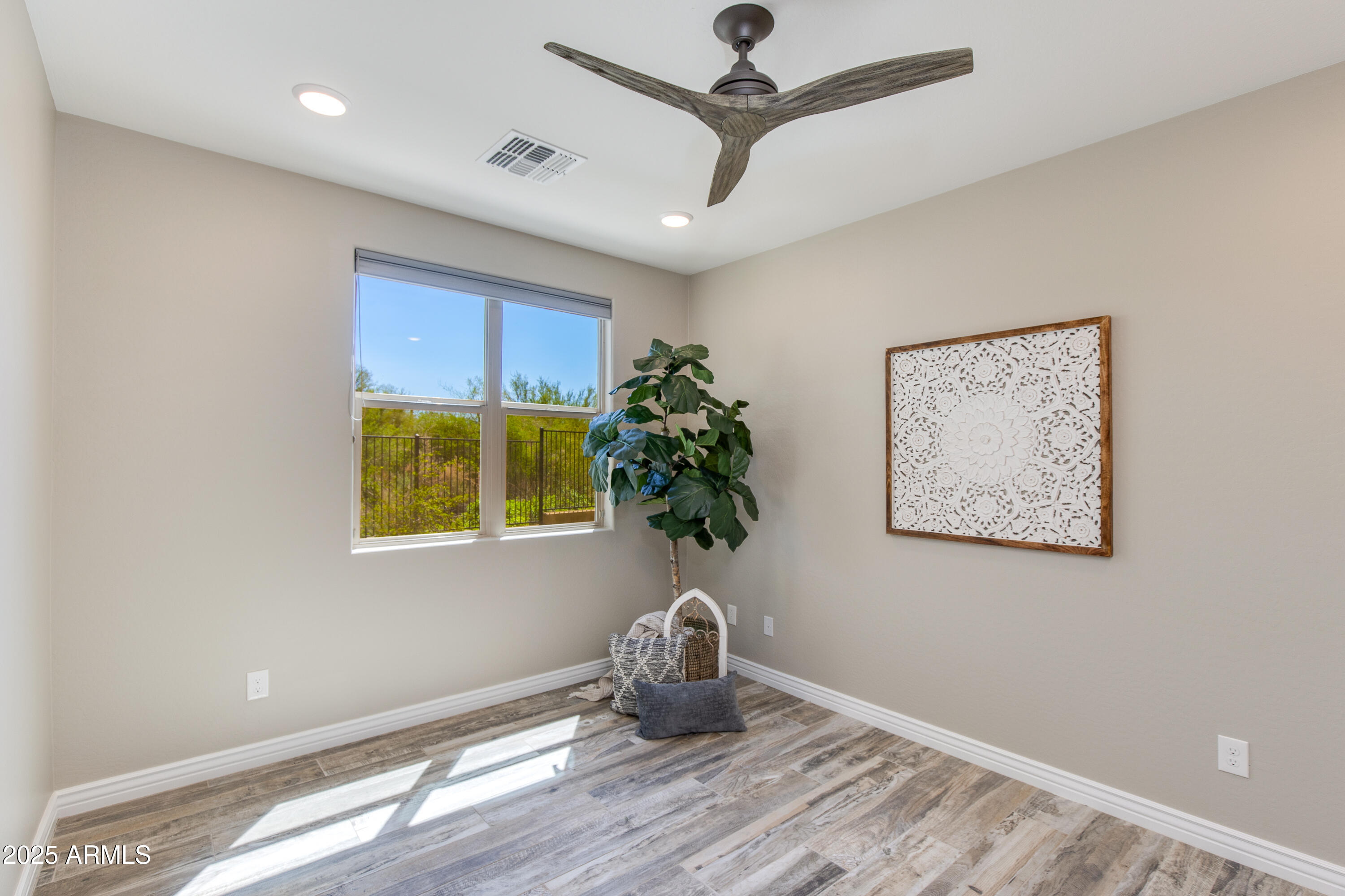 5100 E RANCHO PALOMA Drive, 1025