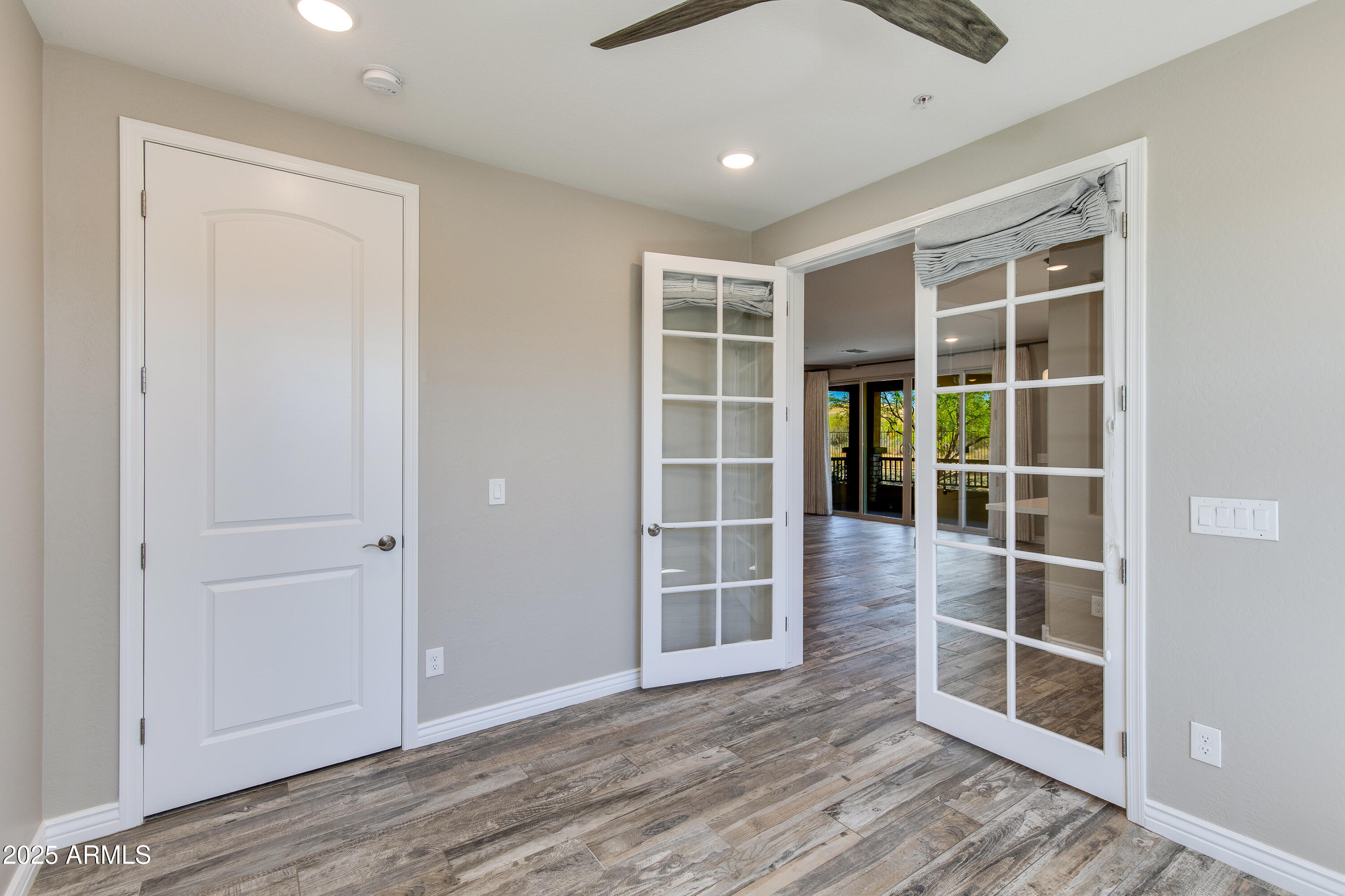 5100 E RANCHO PALOMA Drive, 1025