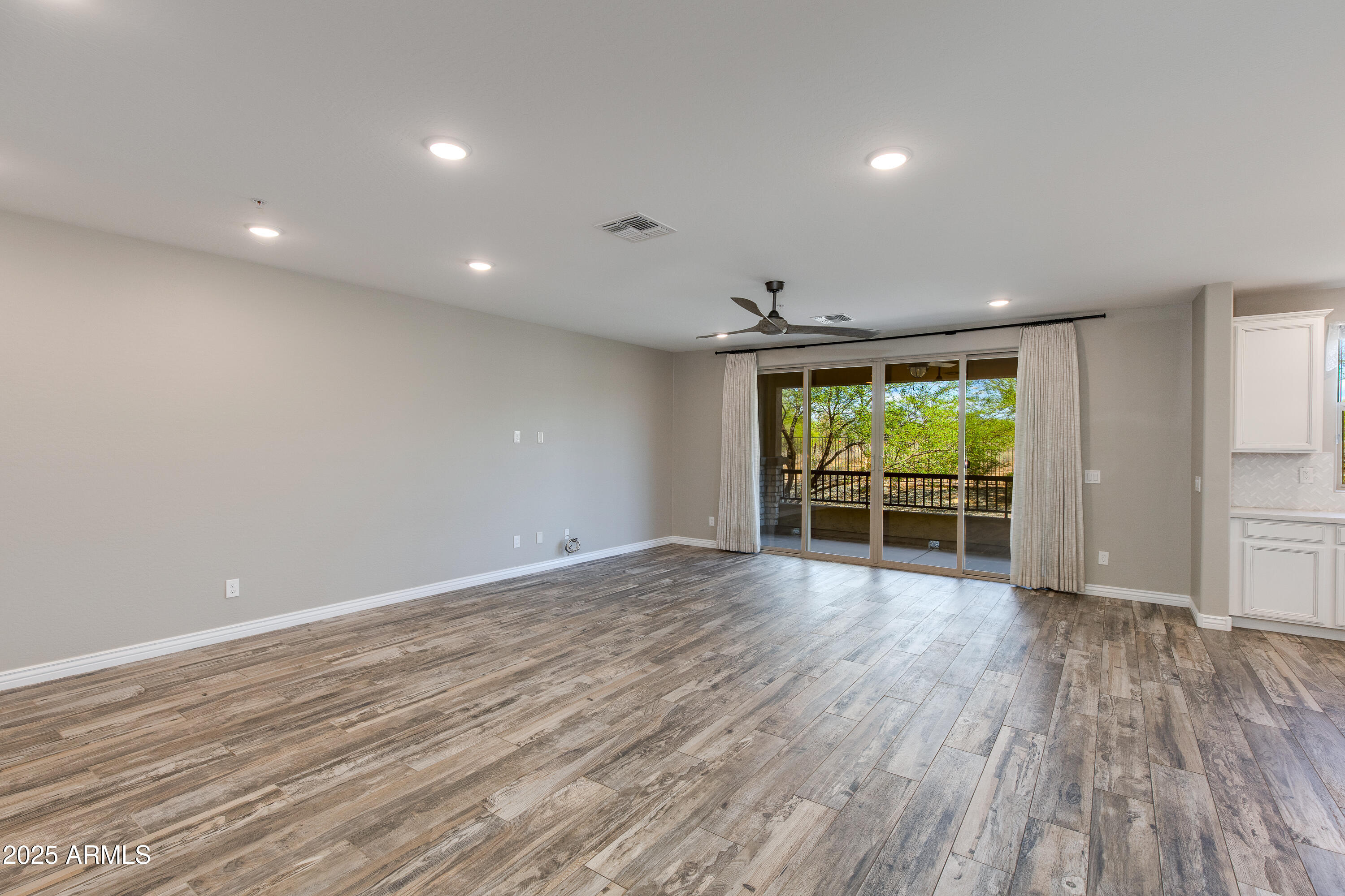 5100 E RANCHO PALOMA Drive, 1025