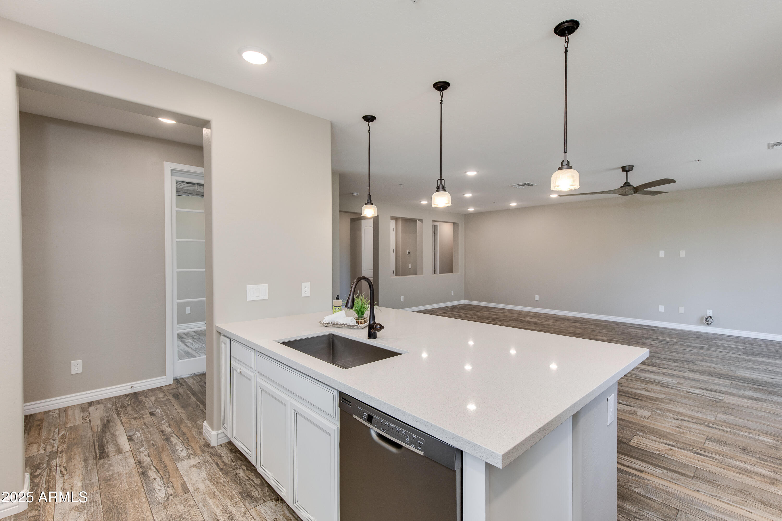 5100 E RANCHO PALOMA Drive, 1025