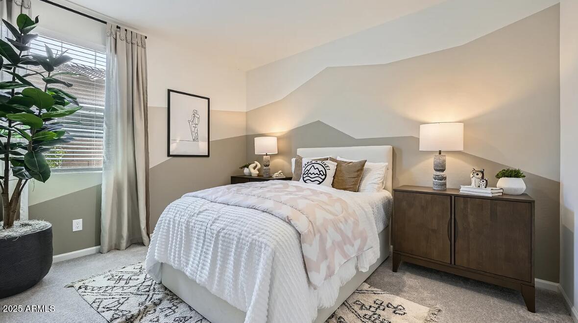 9533 W FLOWER Street