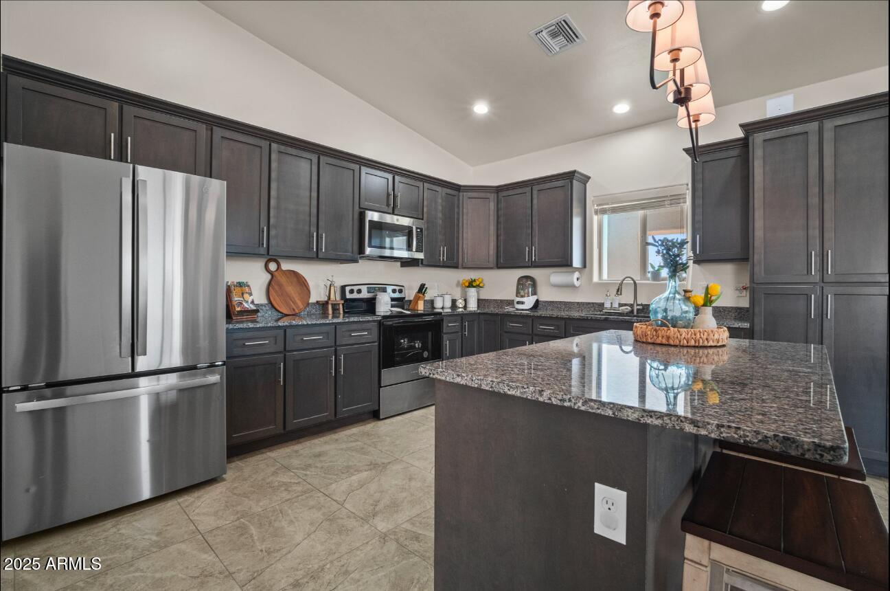 1182 E PASEO MATAMOROS