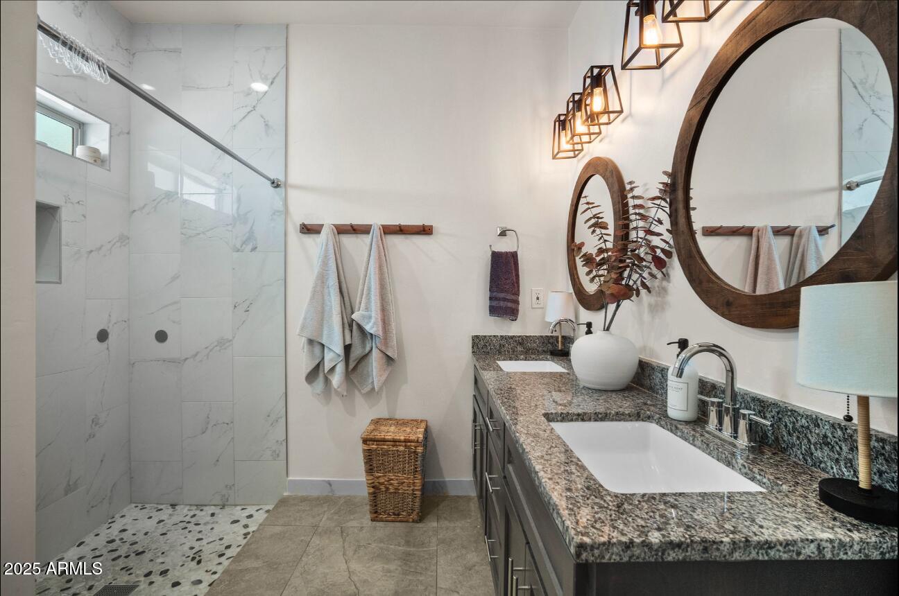 1182 E PASEO MATAMOROS