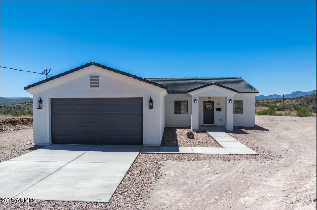 1182 E PASEO MATAMOROS