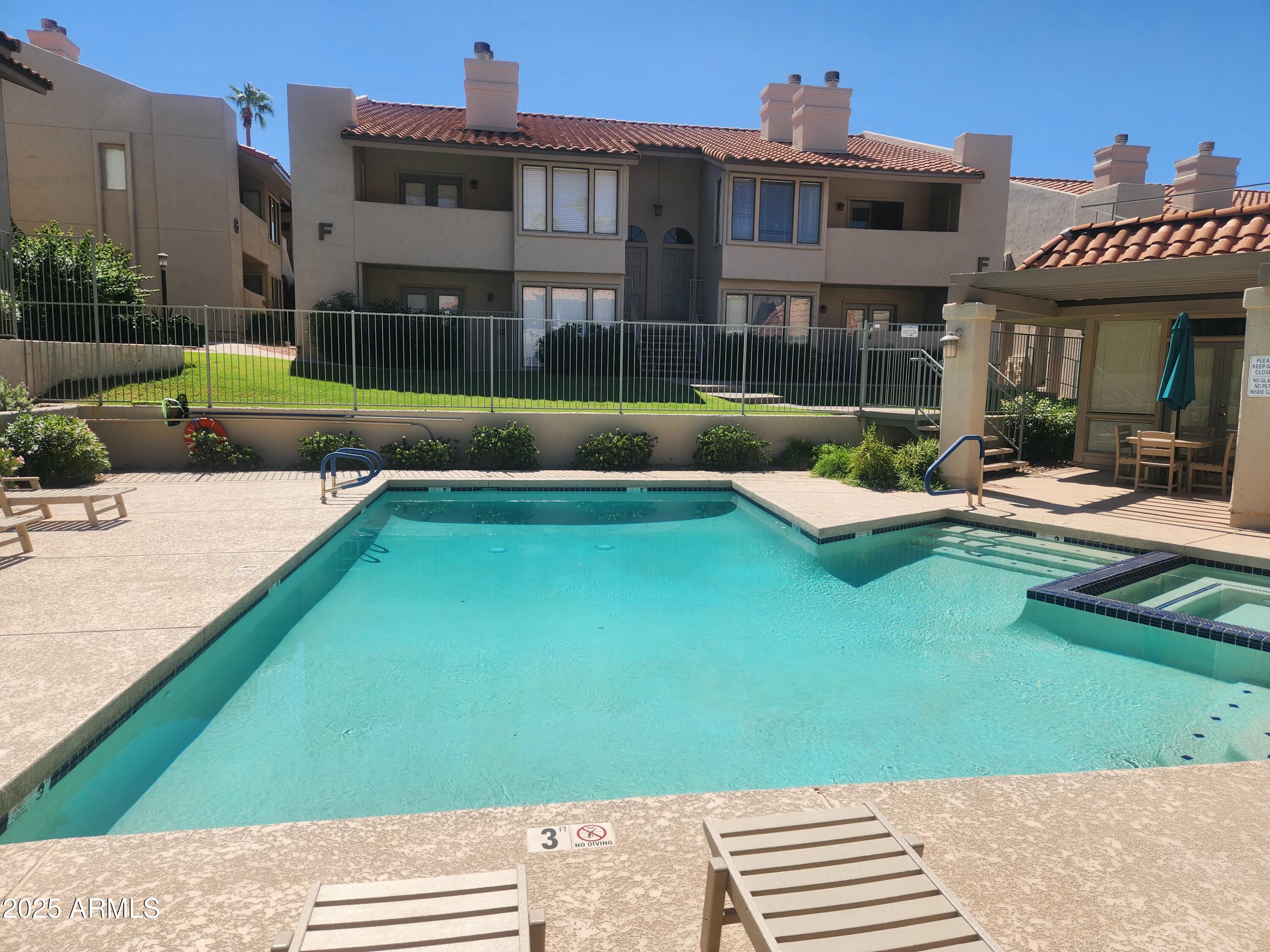 1820 E MORTEN Avenue, 112