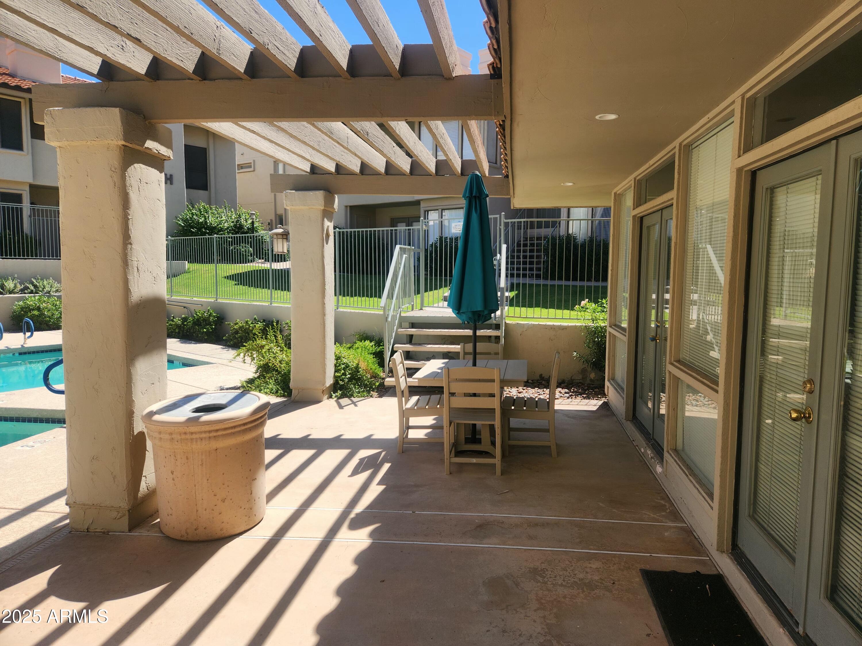 1820 E MORTEN Avenue, 112