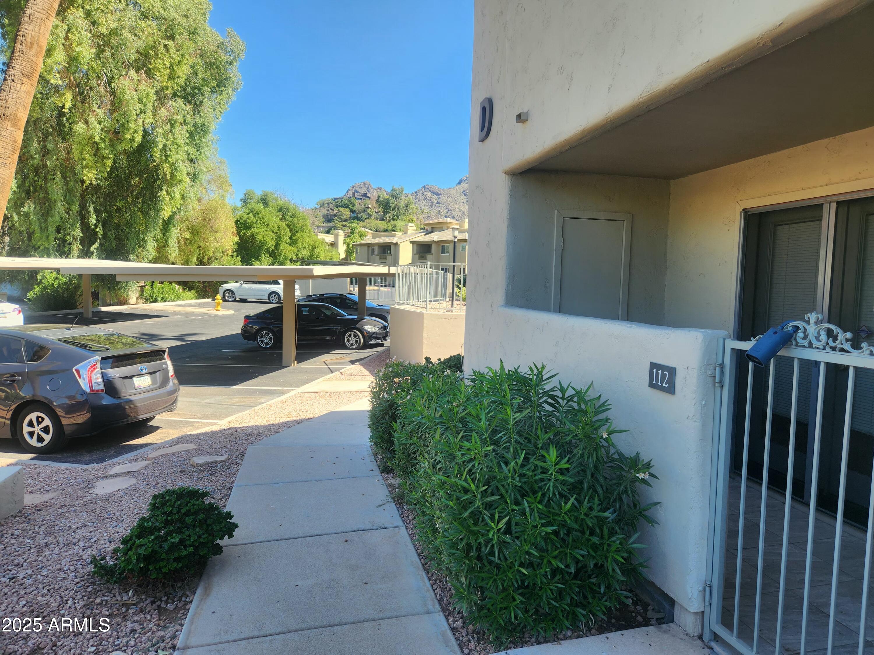 1820 E MORTEN Avenue, 112