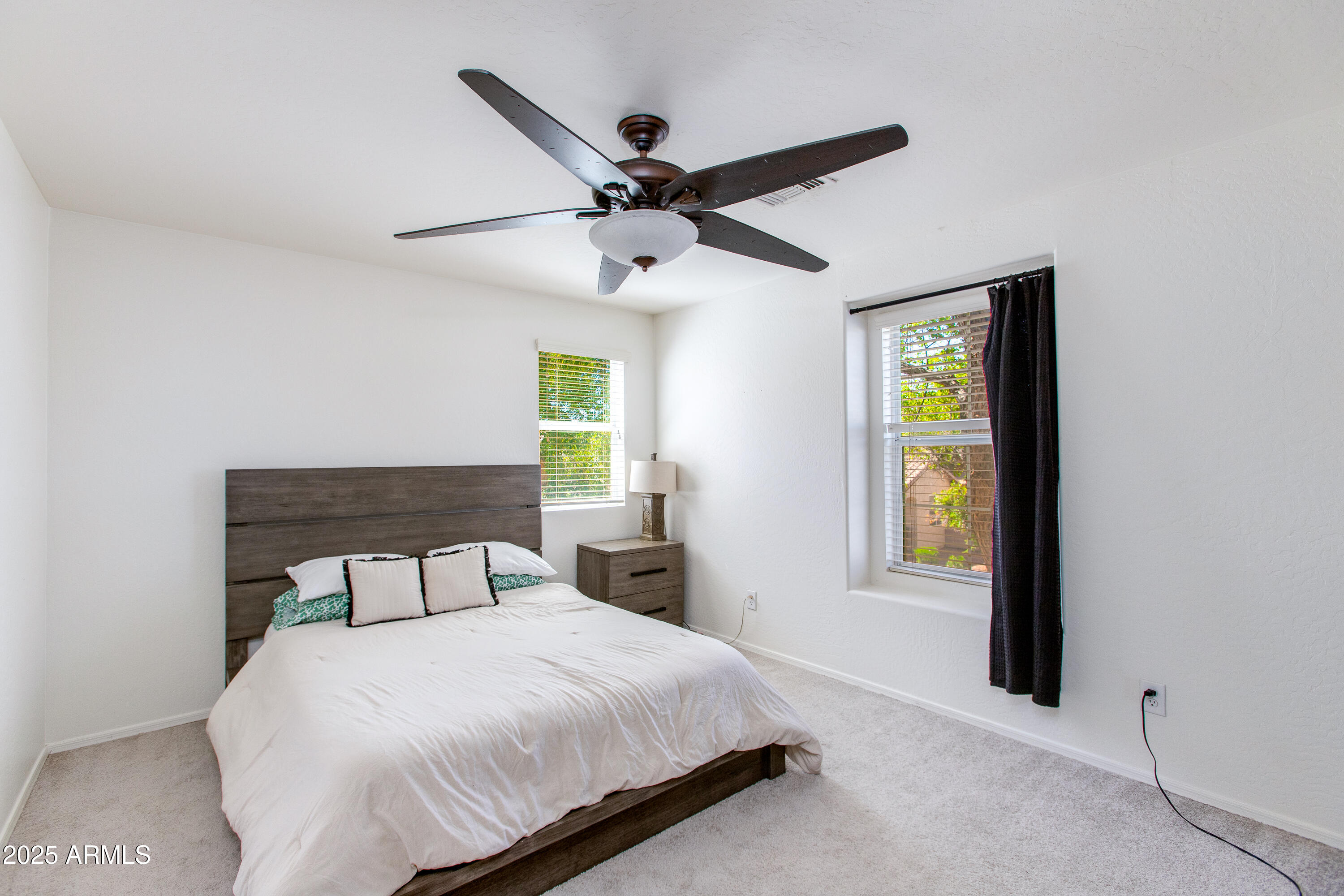 10023 W KINGMAN Street