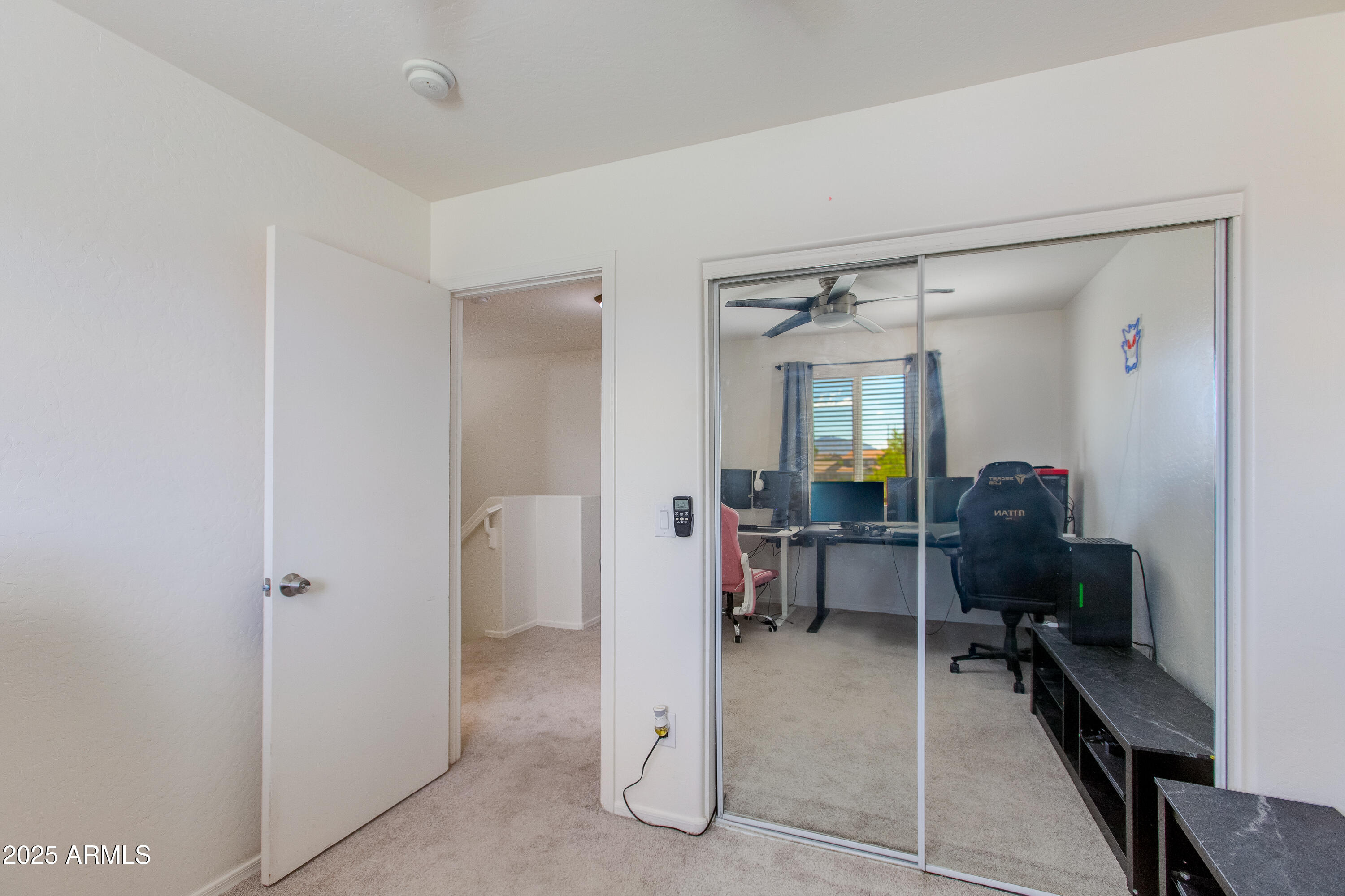 10023 W KINGMAN Street