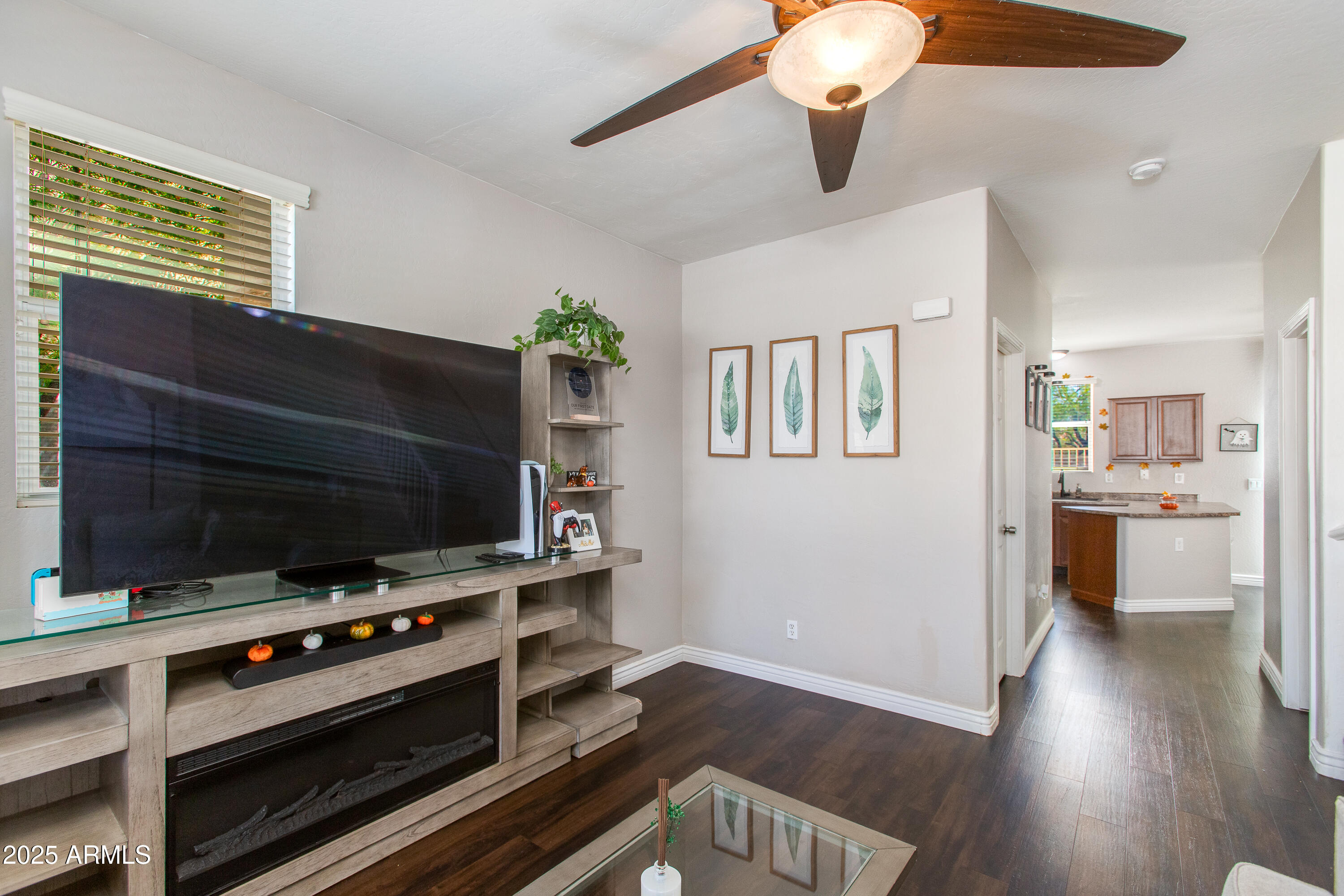 10023 W KINGMAN Street