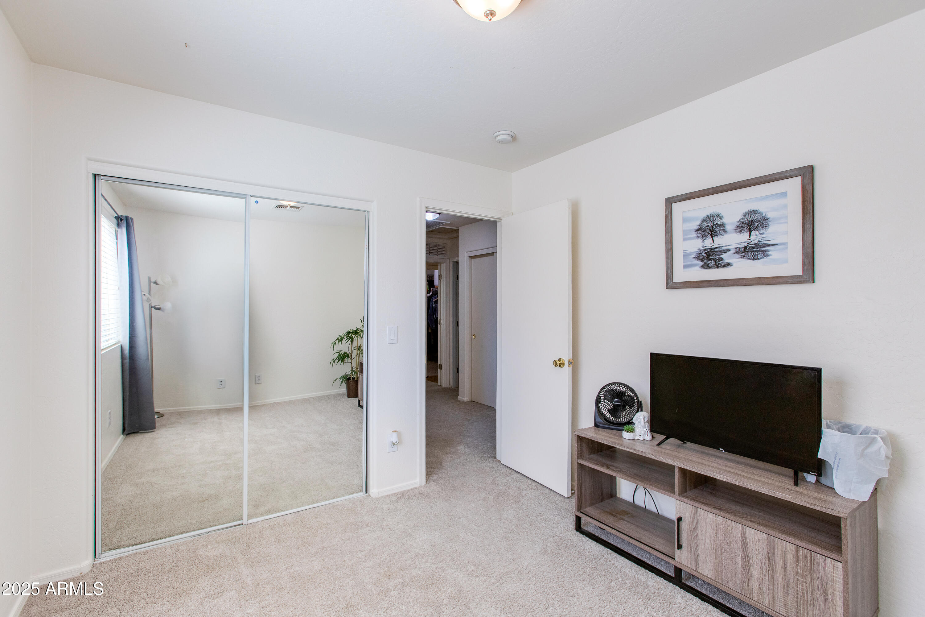 10023 W KINGMAN Street