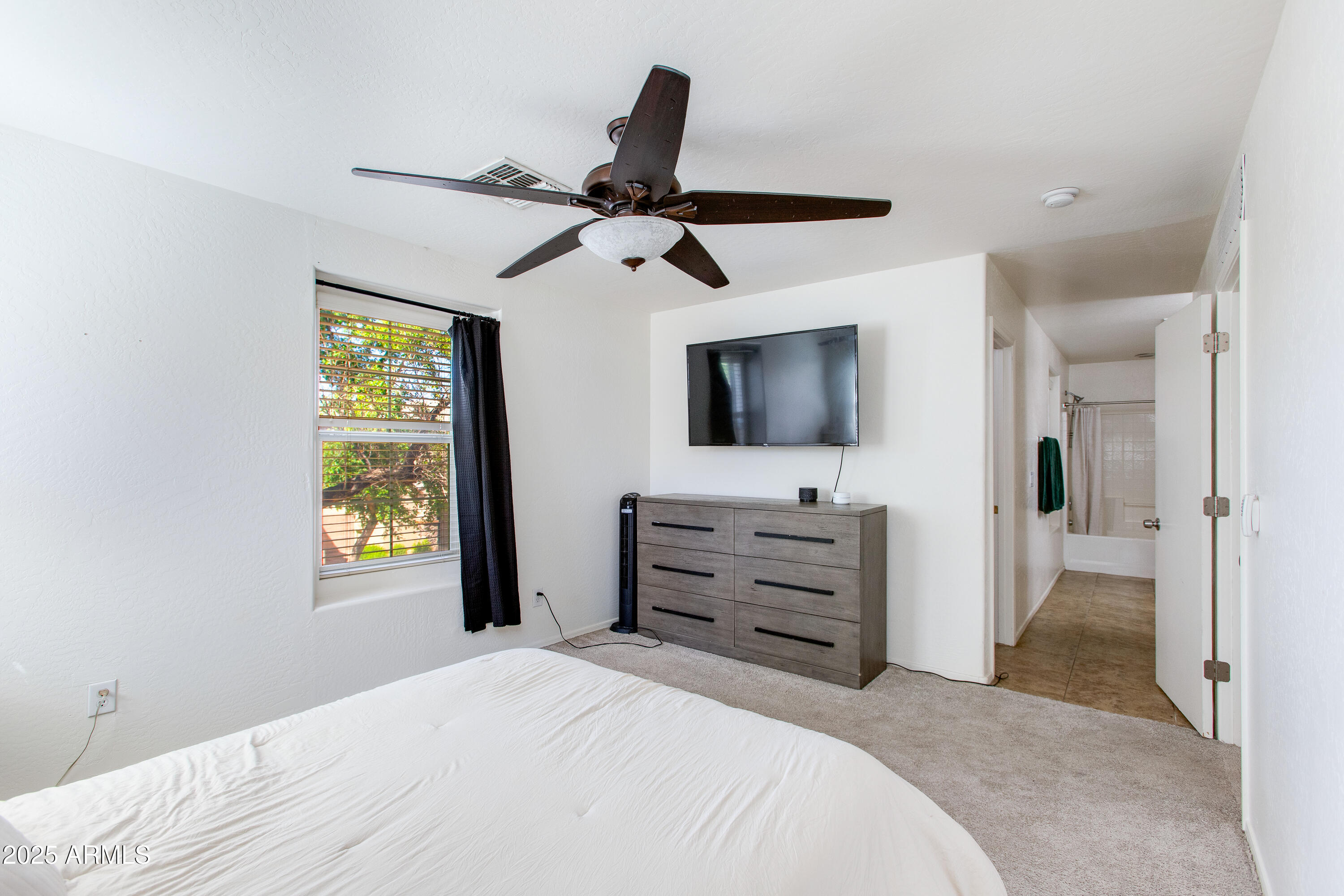 10023 W KINGMAN Street