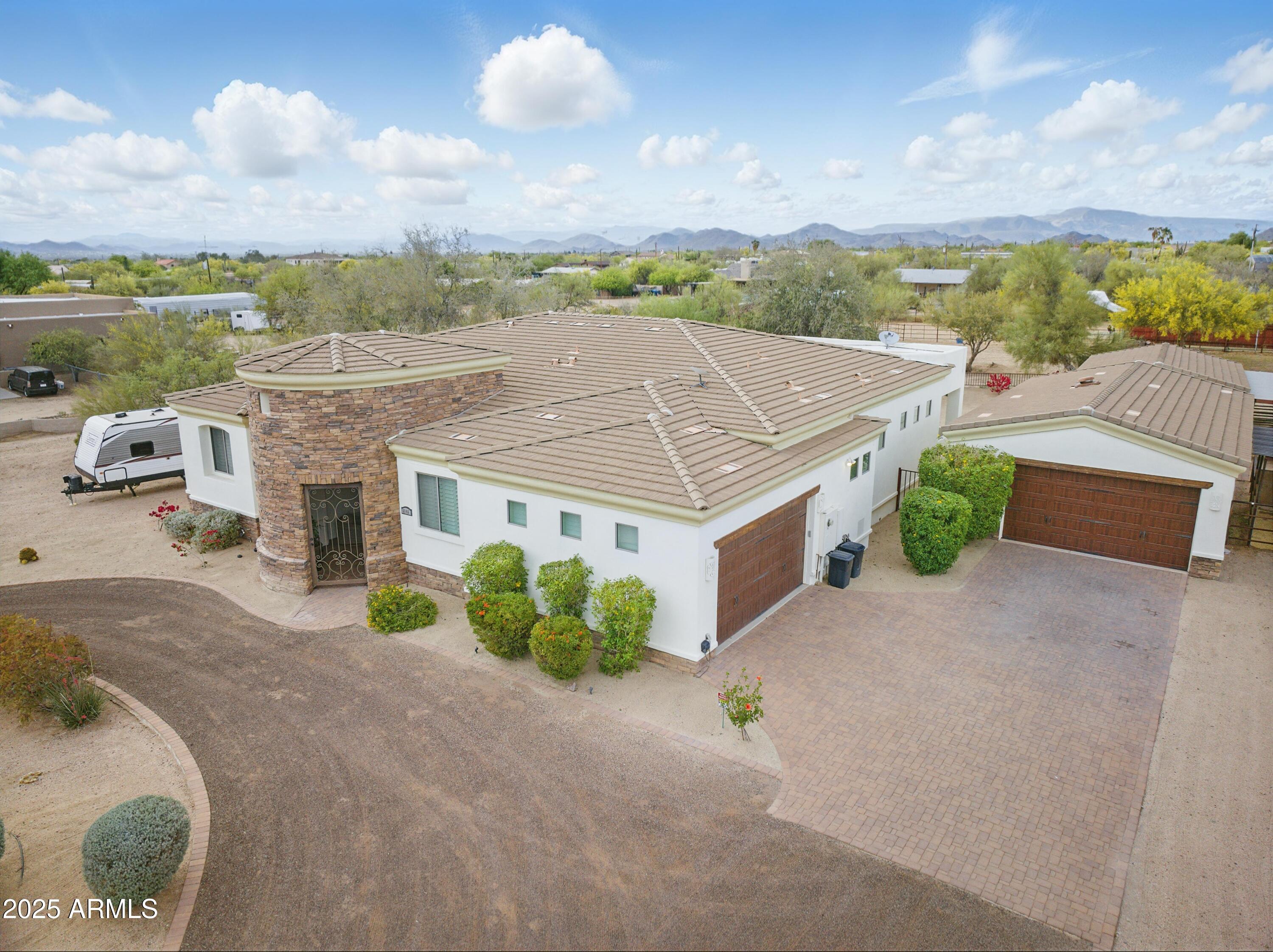 6146 E DIXILETA Drive