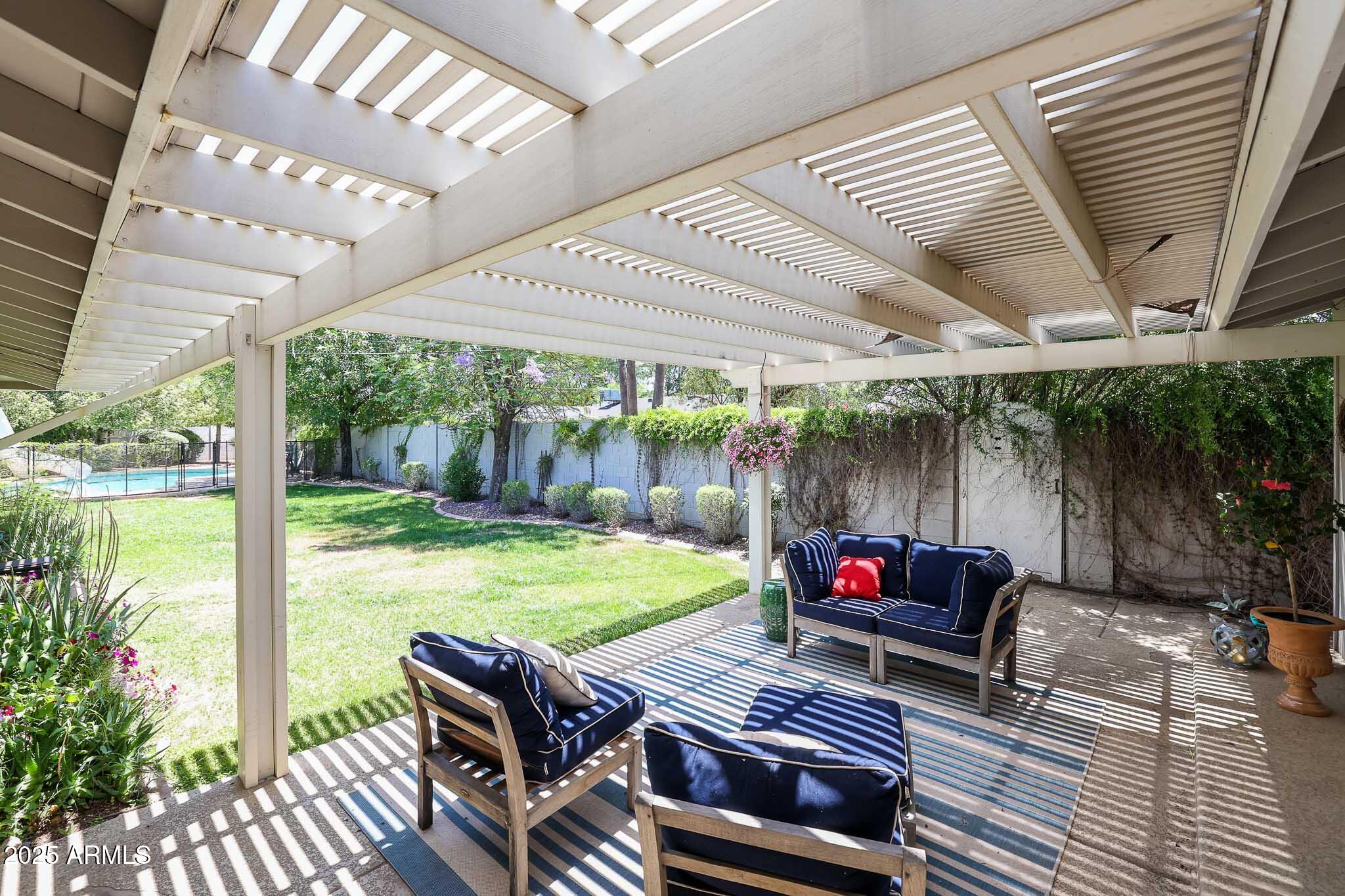 5131 E MITCHELL Drive