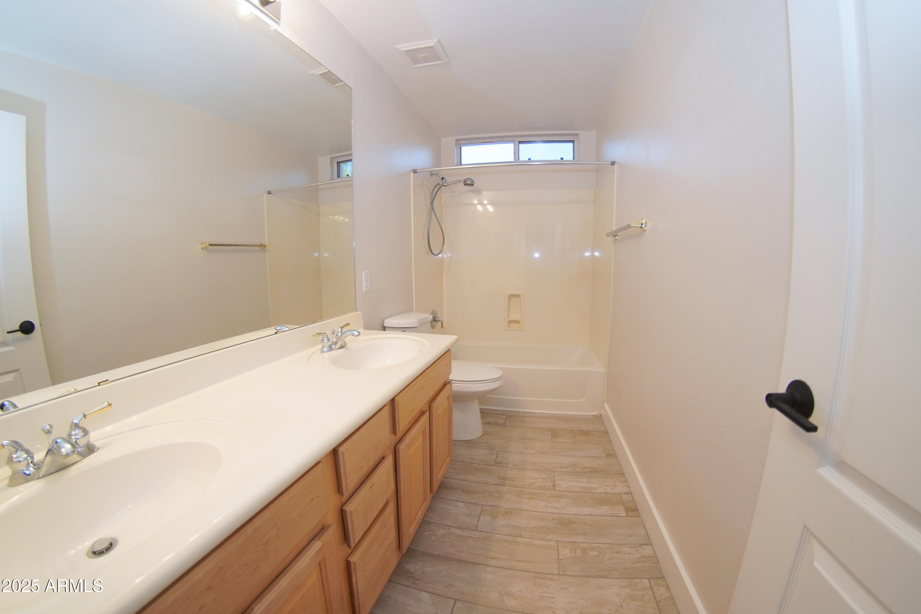 1414 N CONSTELLATION Way