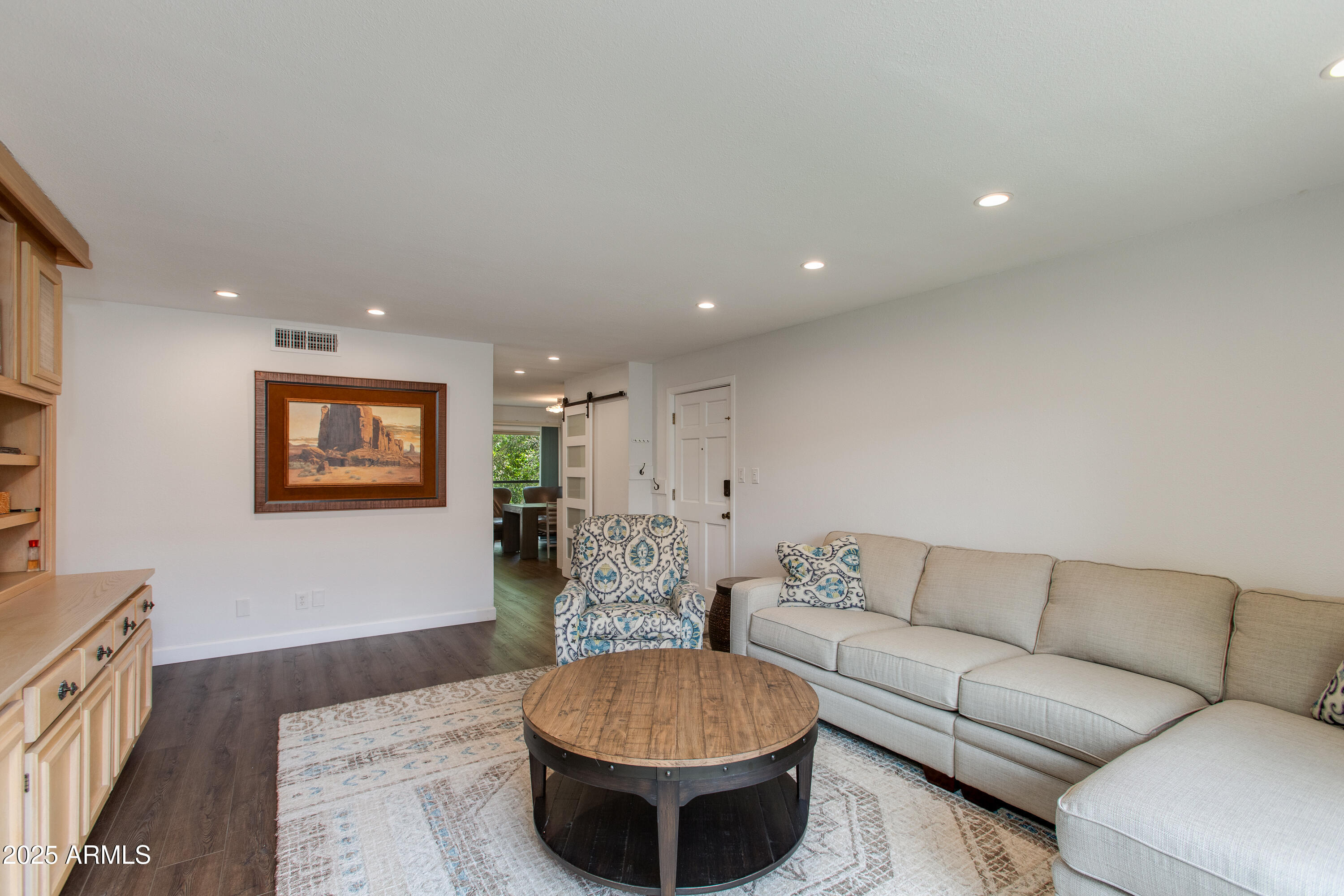 4201 E CAMELBACK Road, 34