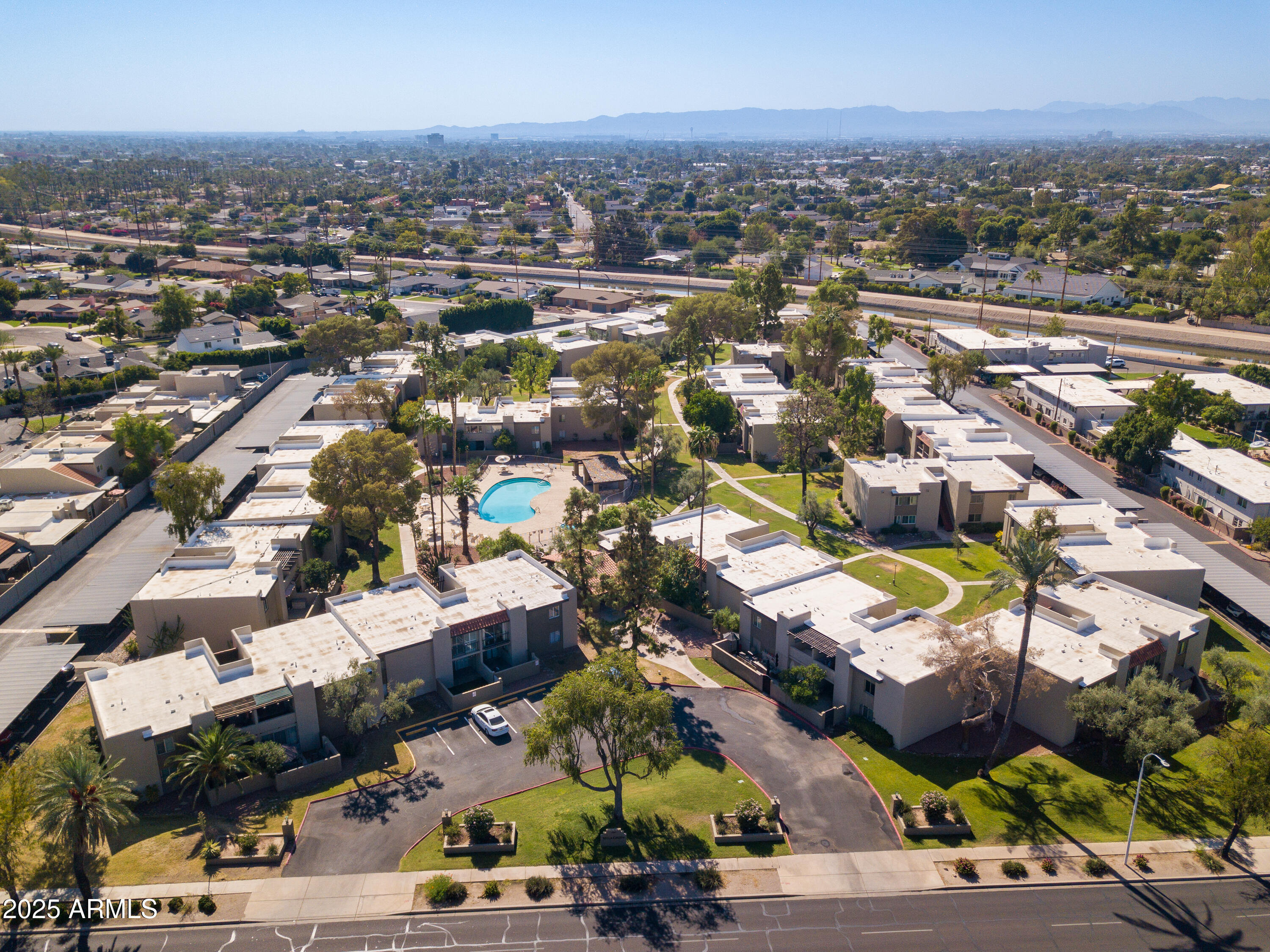 4201 E CAMELBACK Road, 34