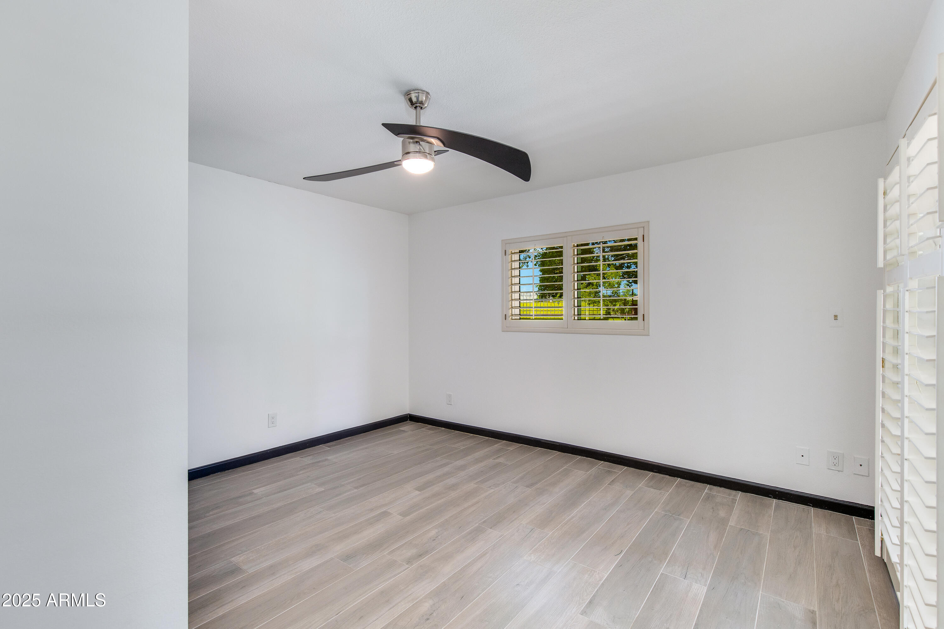 7350 N 11TH Street, Phoenix