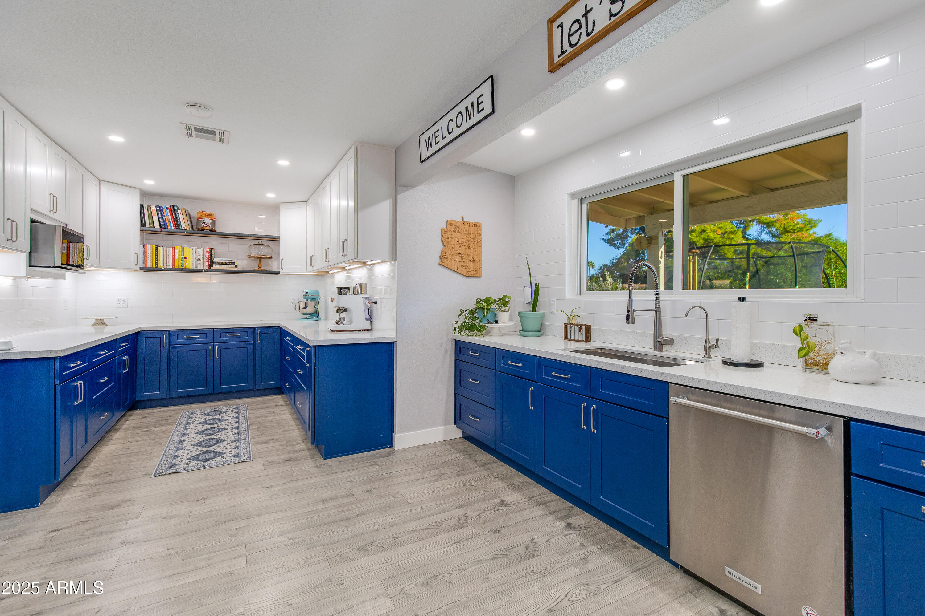 4817 E EMILE ZOLA Avenue