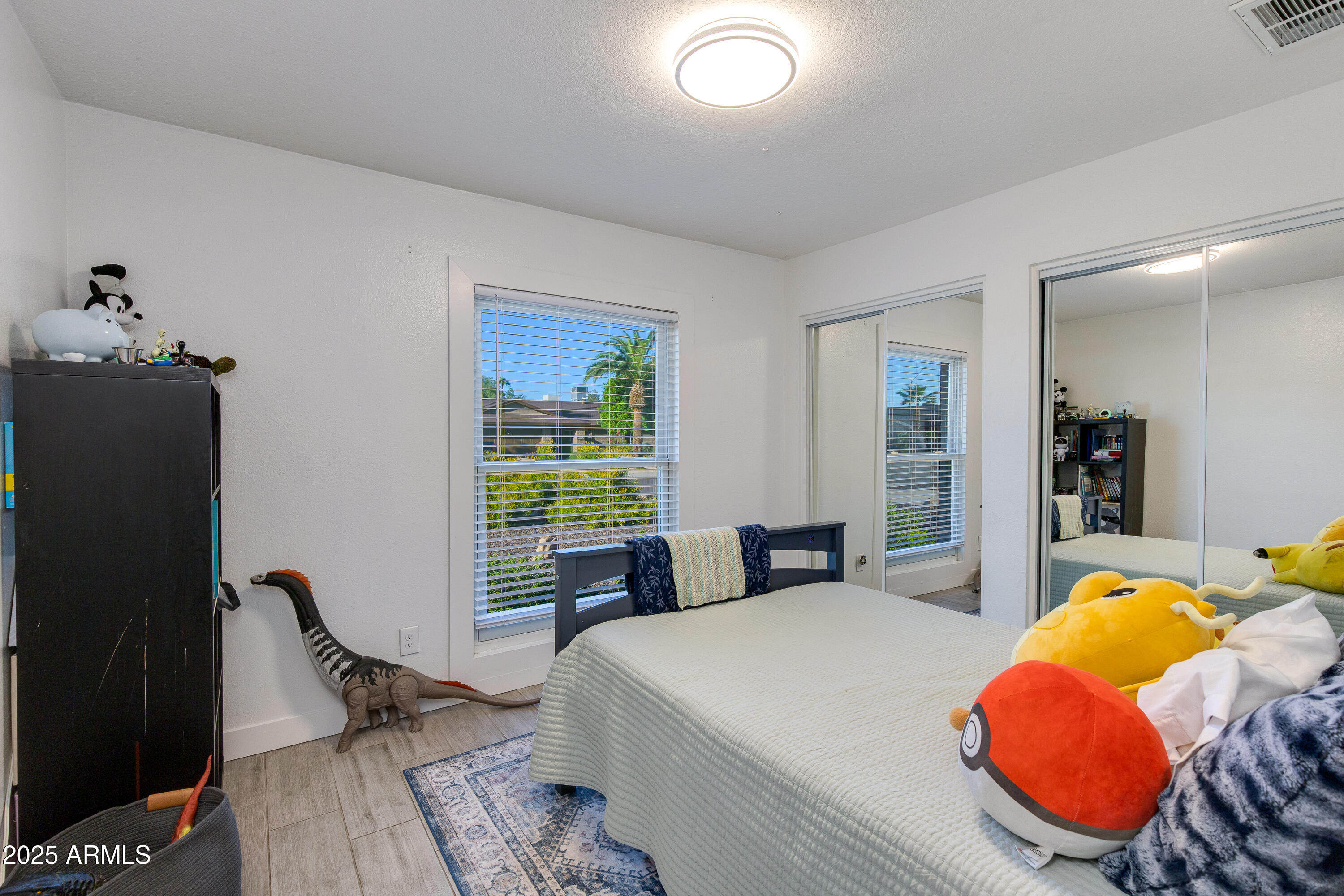 4817 E EMILE ZOLA Avenue