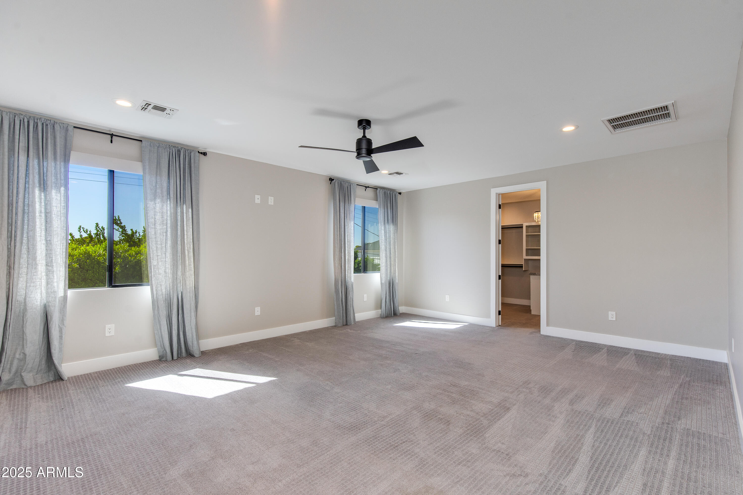 3821 E DEVONSHIRE Avenue, Phoenix