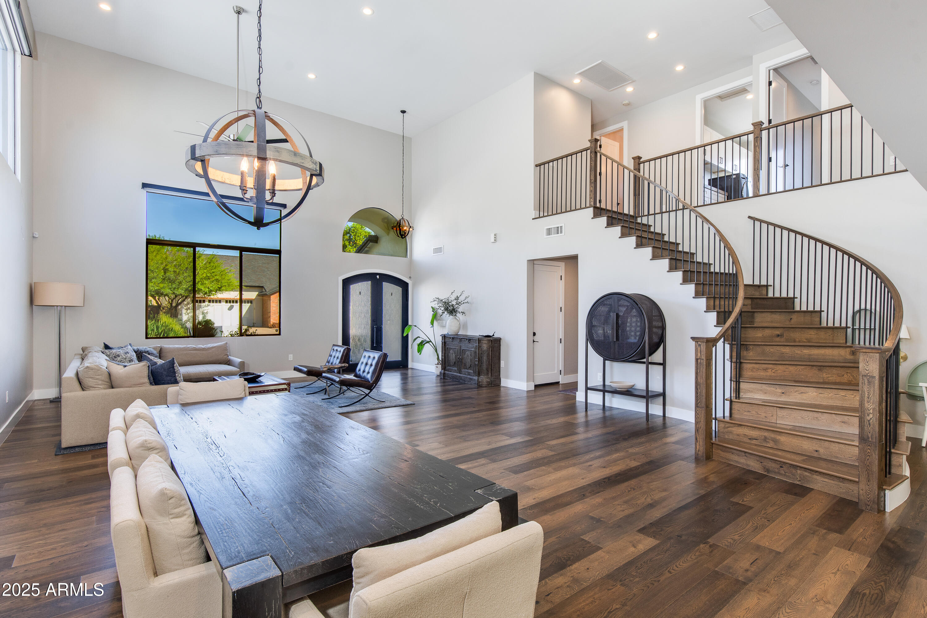 3821 E DEVONSHIRE Avenue, Phoenix